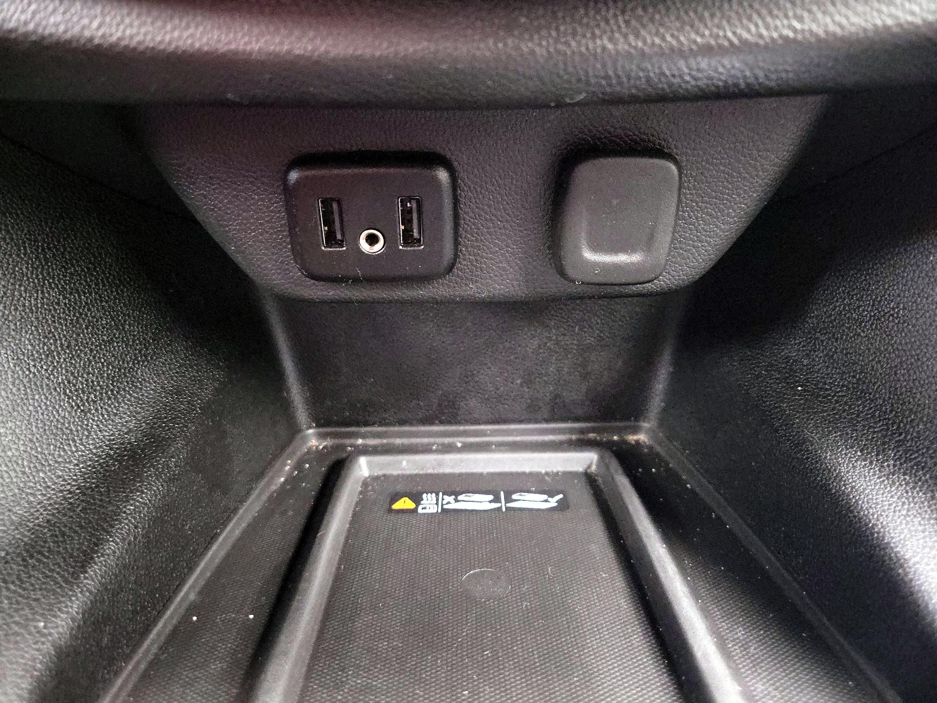 Thumbnail: 2023 Chevrolet Traverse - 18