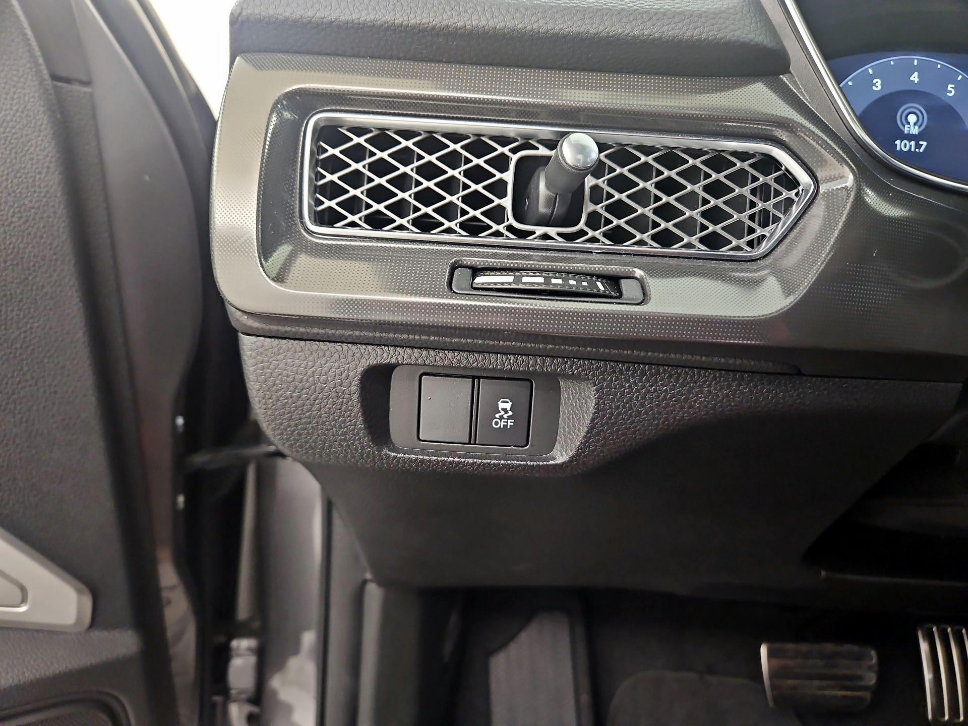 Thumbnail: 2023 Acura Integra - 13