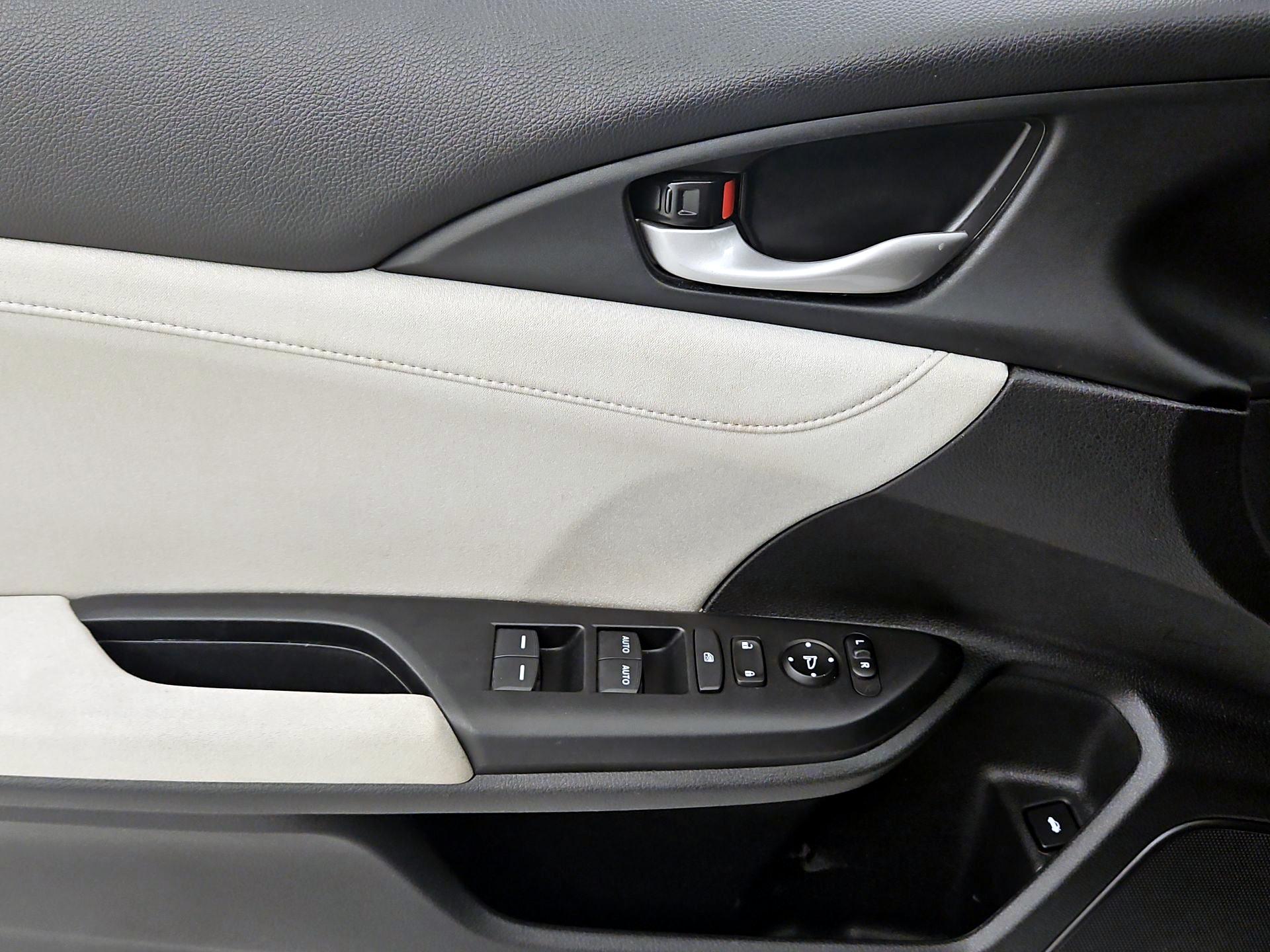 Thumbnail: 2022 Honda Insight - 12