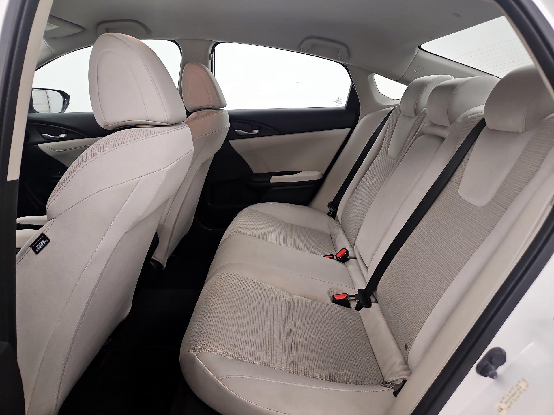 Thumbnail: 2022 Honda Insight - 19