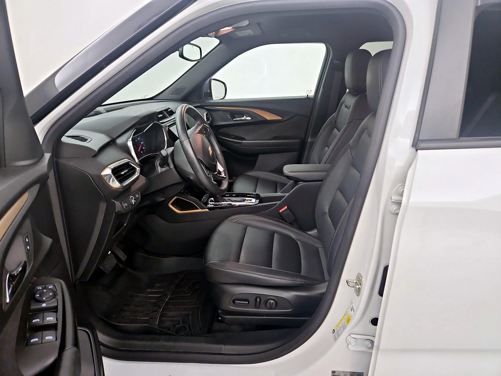 Thumbnail: 2023 Chevrolet TrailBlazer - 11