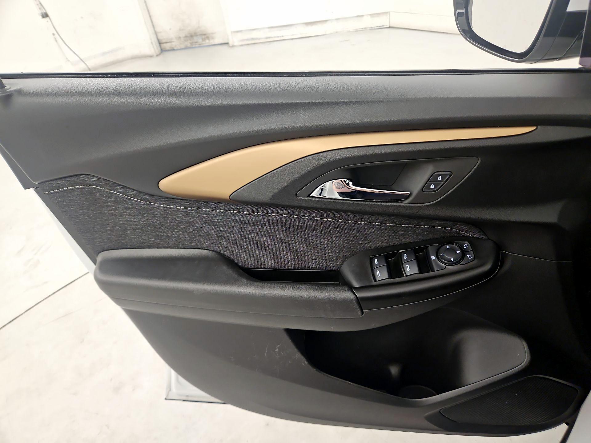 Thumbnail: 2023 Chevrolet TrailBlazer - 12