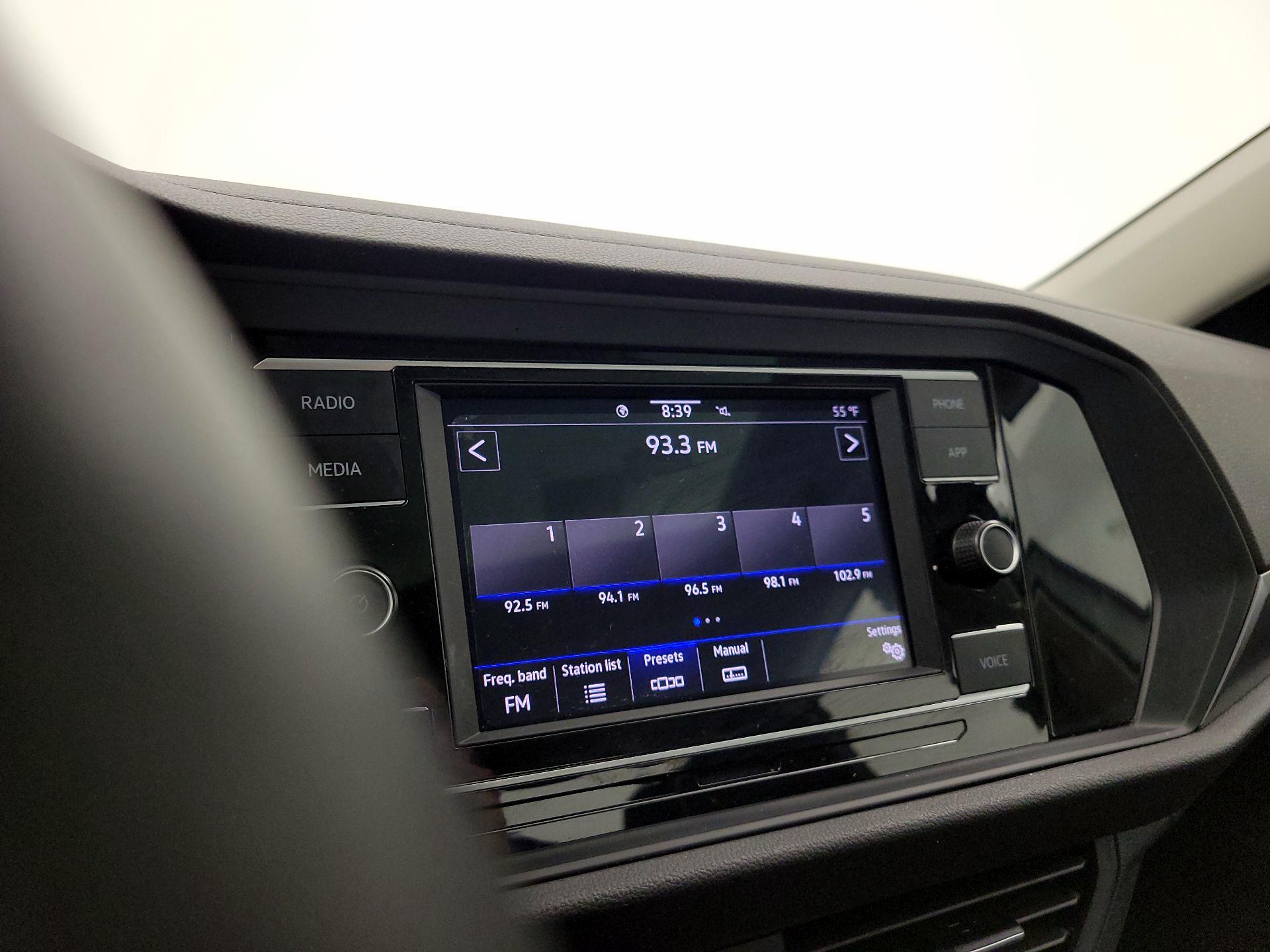 Thumbnail: 2024 Volkswagen Jetta - 15