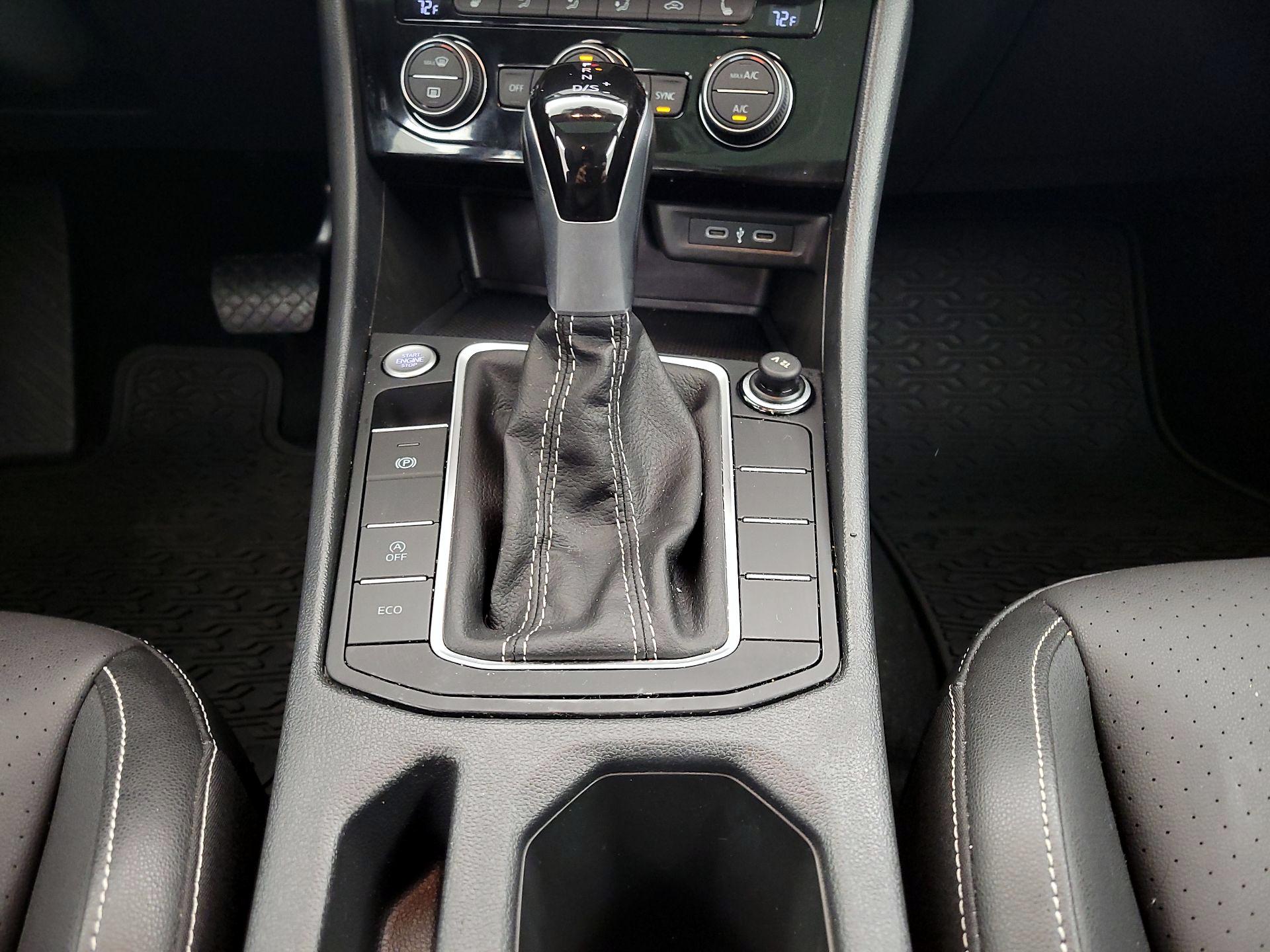 Thumbnail: 2024 Volkswagen Jetta - 17