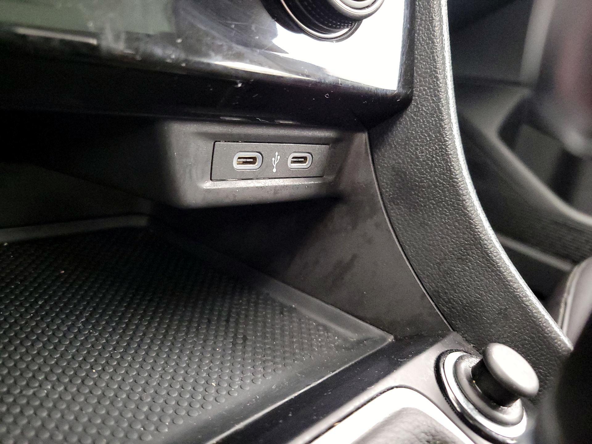 Thumbnail: 2024 Volkswagen Jetta - 18