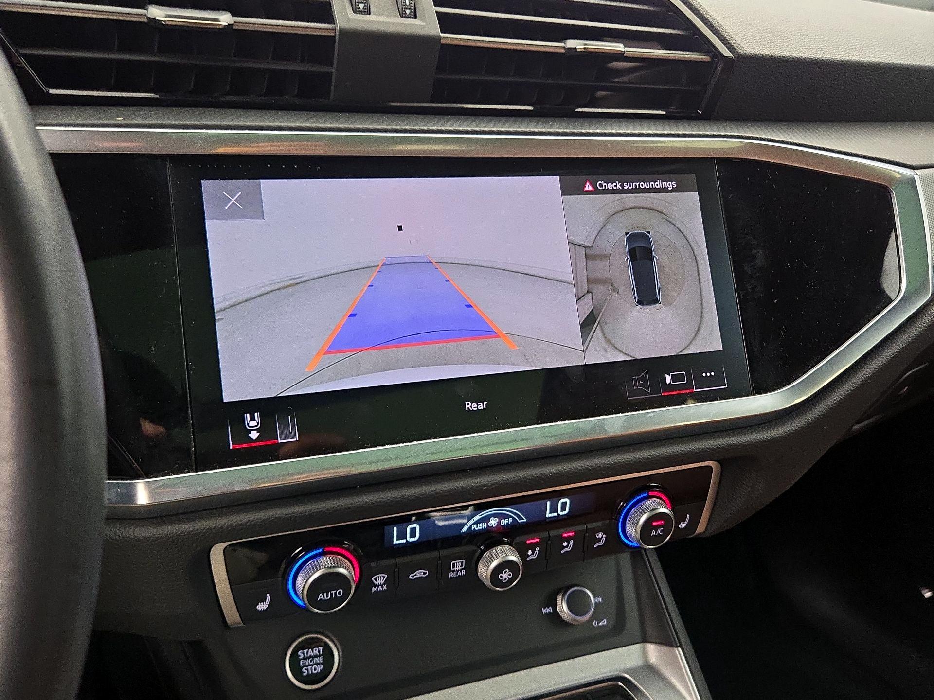 Thumbnail: 2023 Audi Q3 - 15