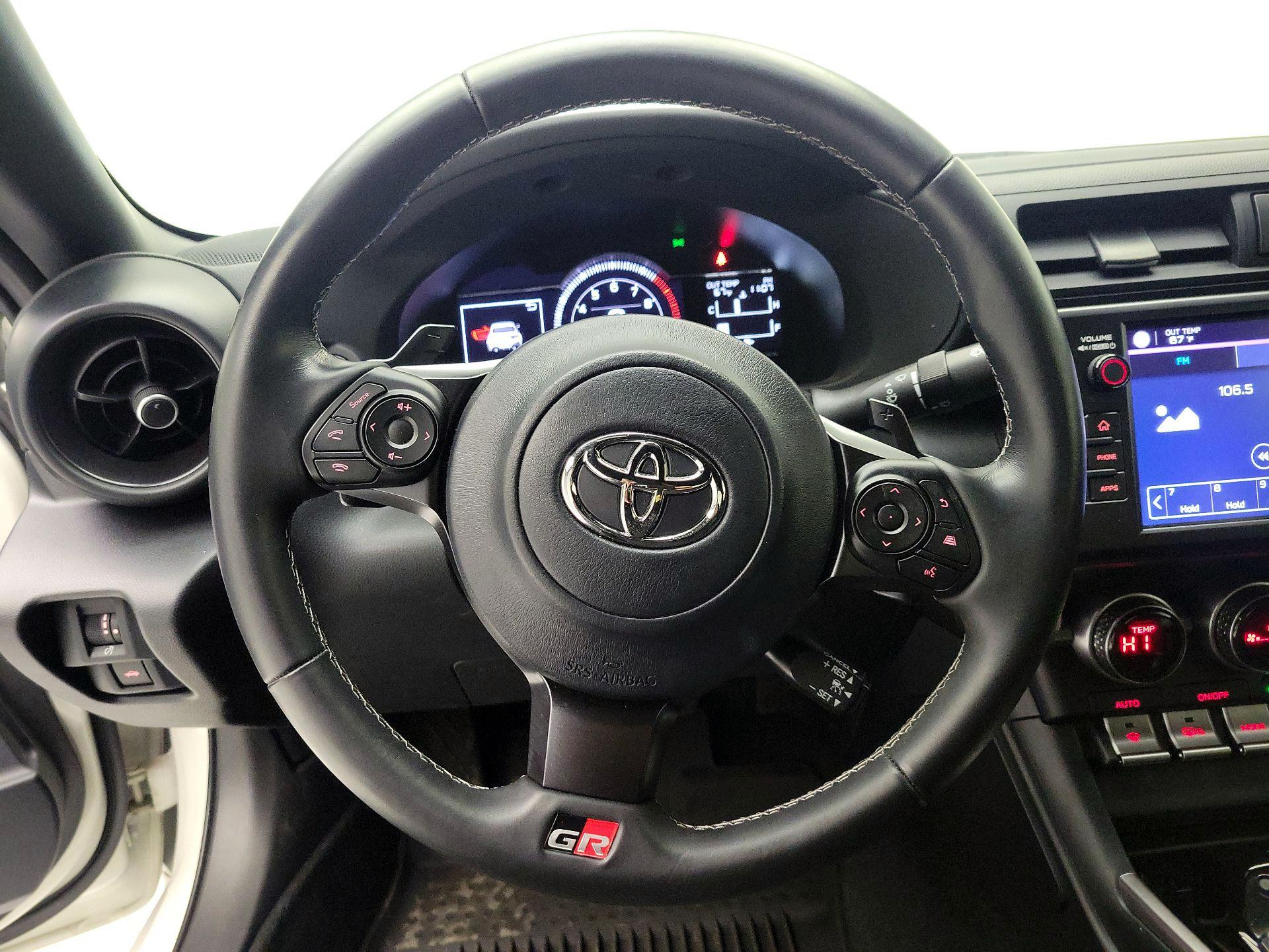 Thumbnail: 2023 Toyota GR86 - 10