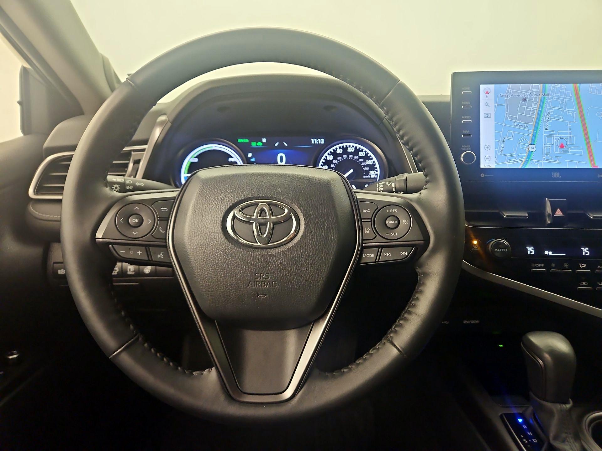 Thumbnail: 2022 Toyota Camry - 10