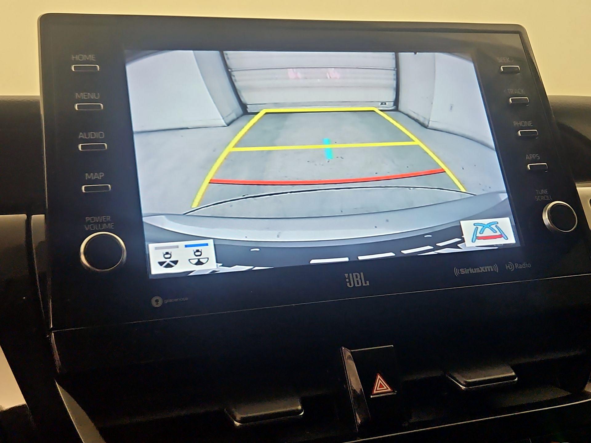 Thumbnail: 2022 Toyota Camry - 15