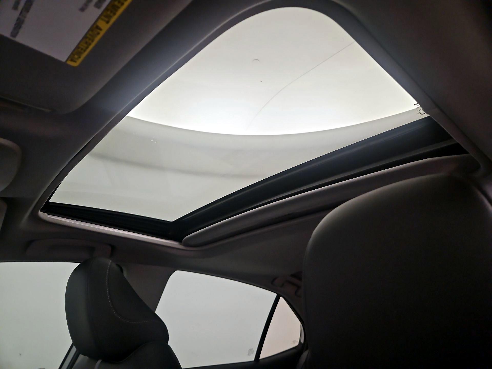 Thumbnail: 2022 Toyota Camry - 20