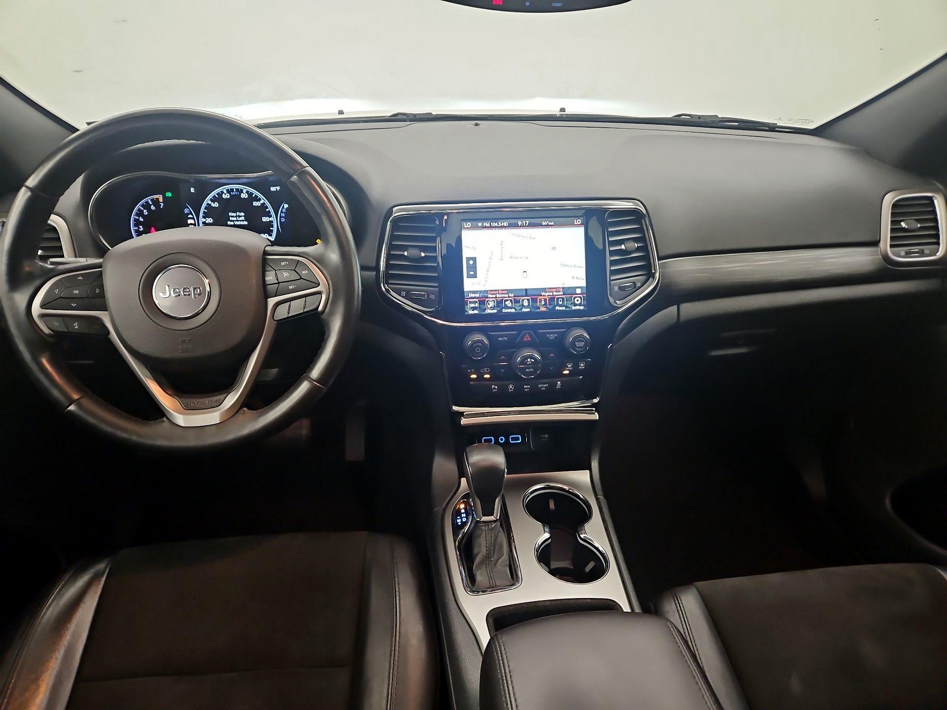 Thumbnail: 2020 Jeep Grand Cherokee - 9