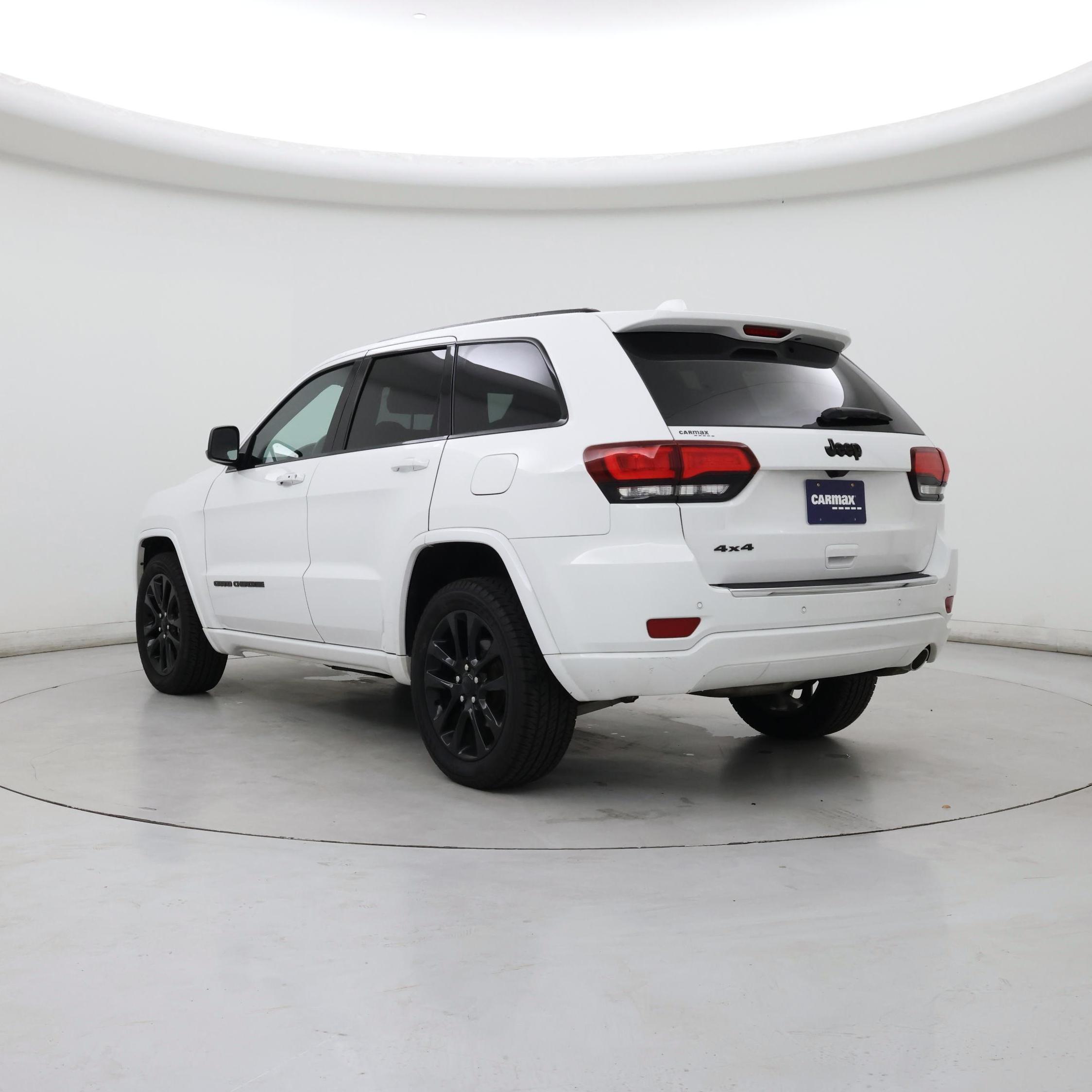 Thumbnail: 2020 Jeep Grand Cherokee - 2