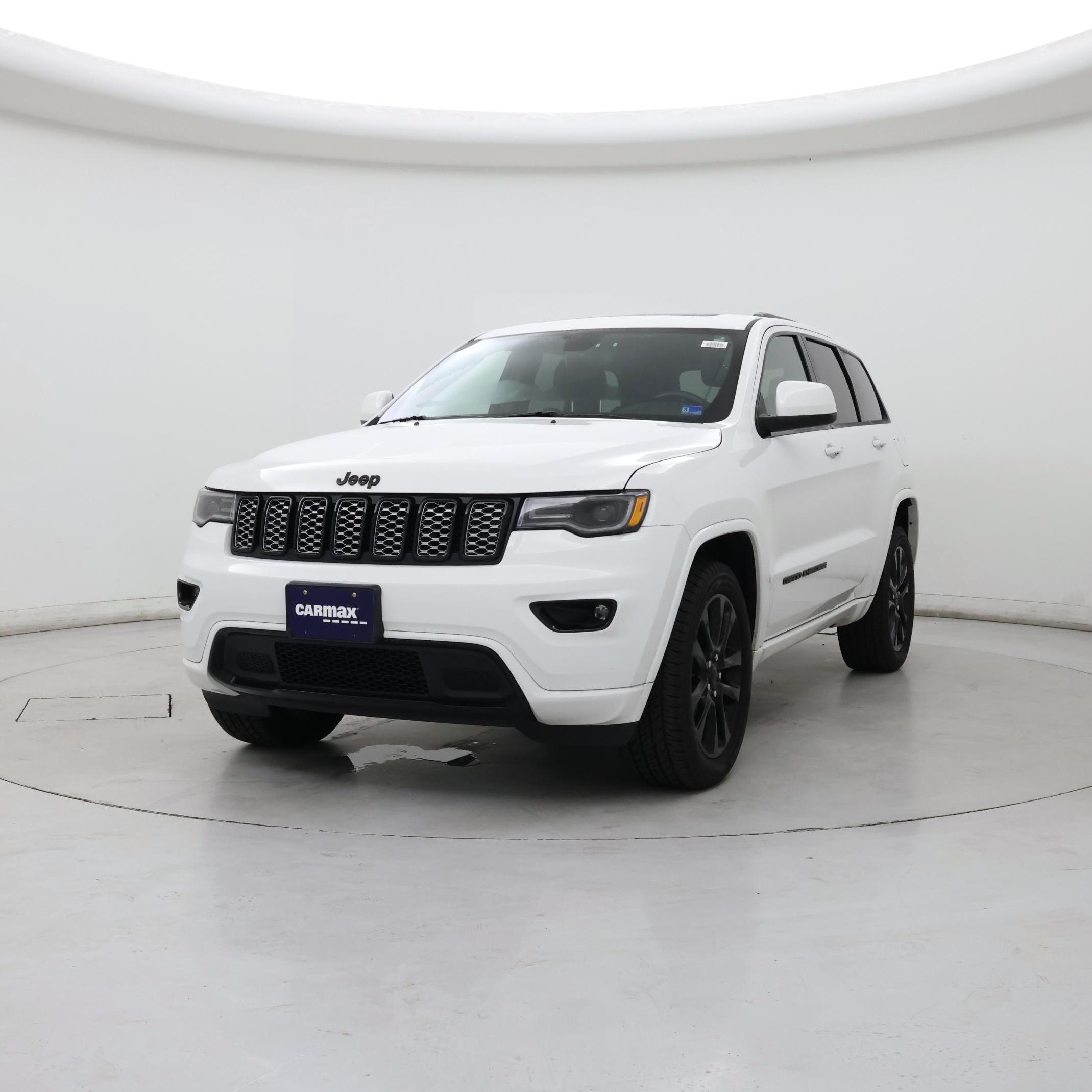 Thumbnail: 2020 Jeep Grand Cherokee - 4