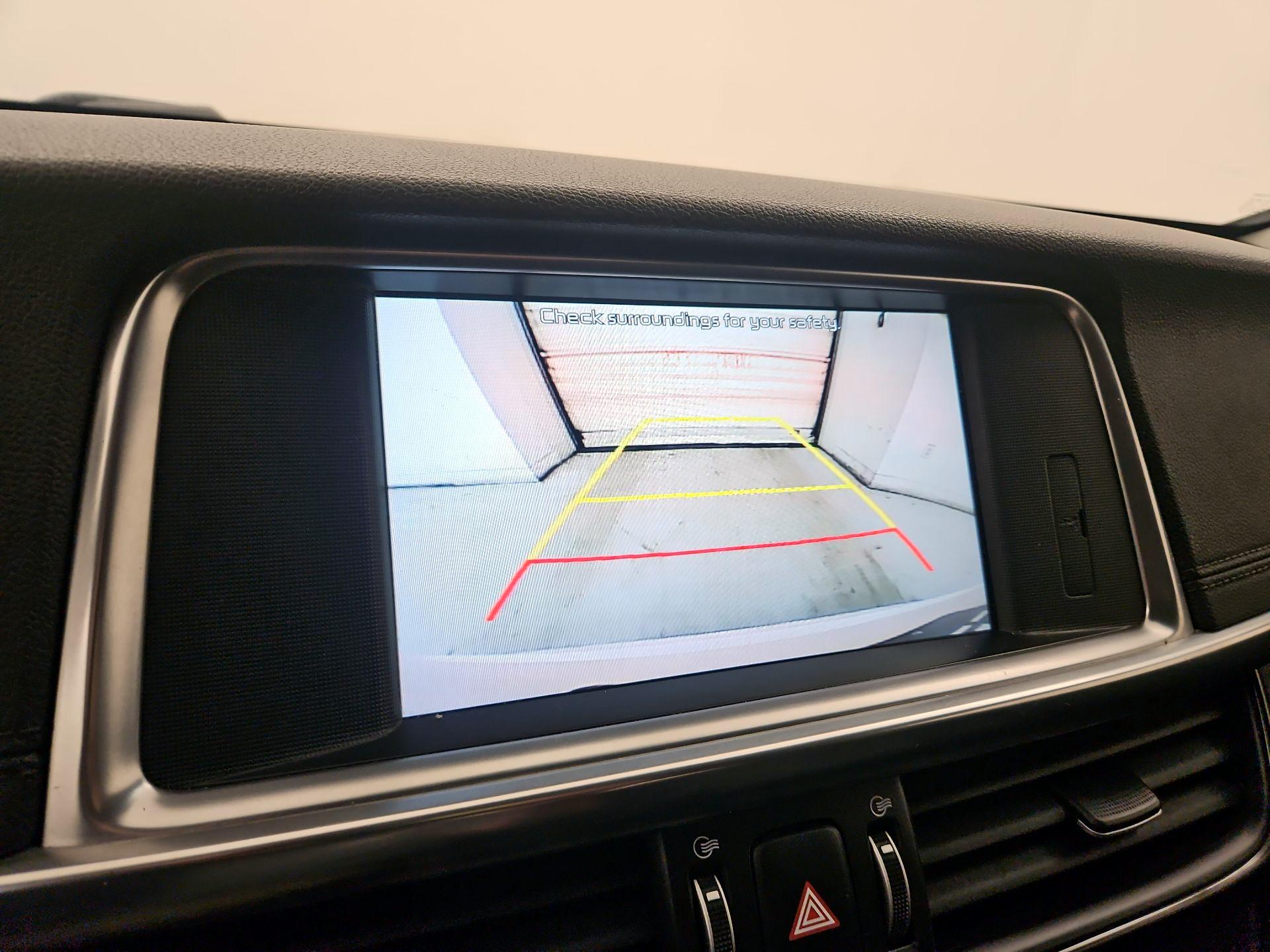 Thumbnail: 2017 Kia Optima - 15