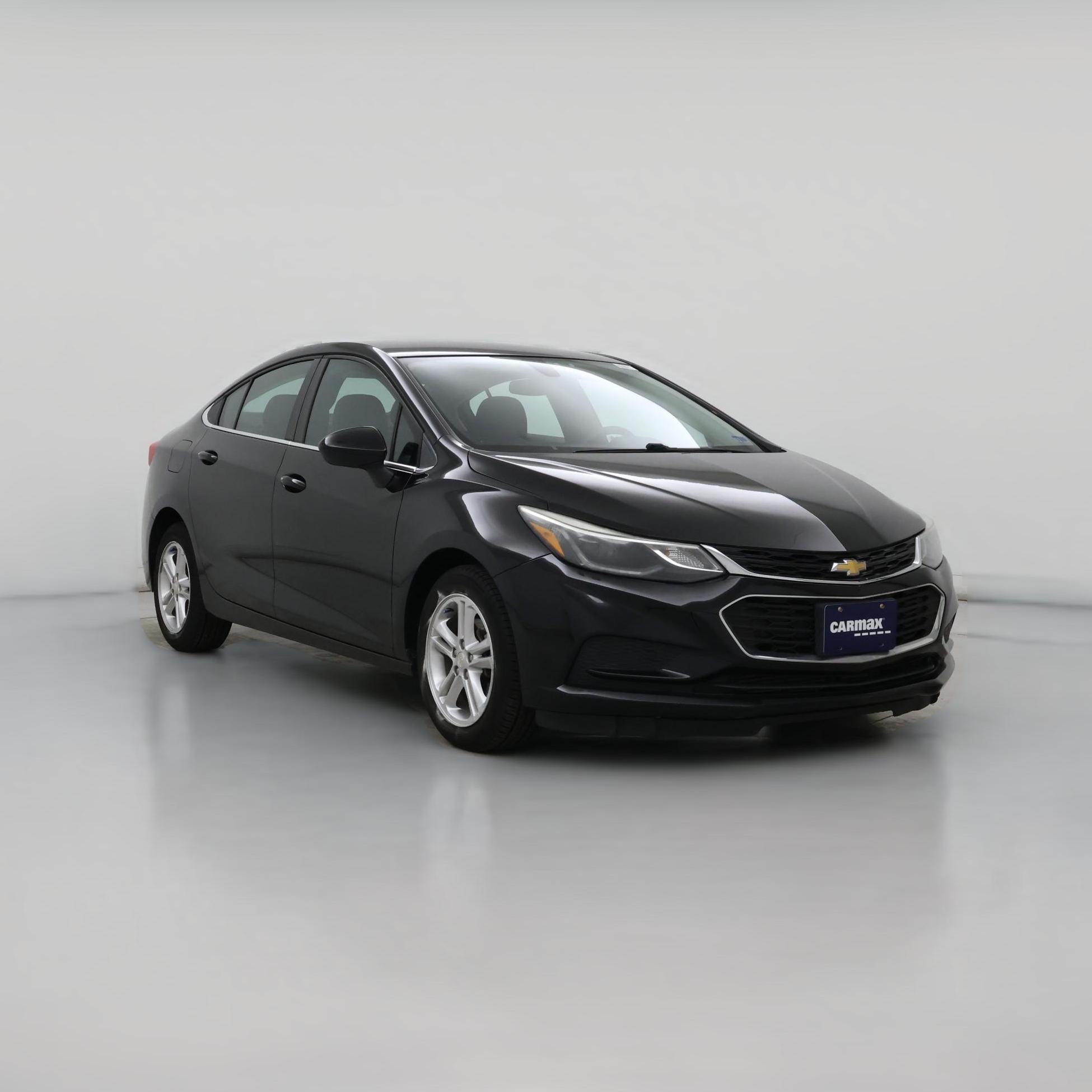 Thumbnail: 2017 Chevrolet Cruze - 1