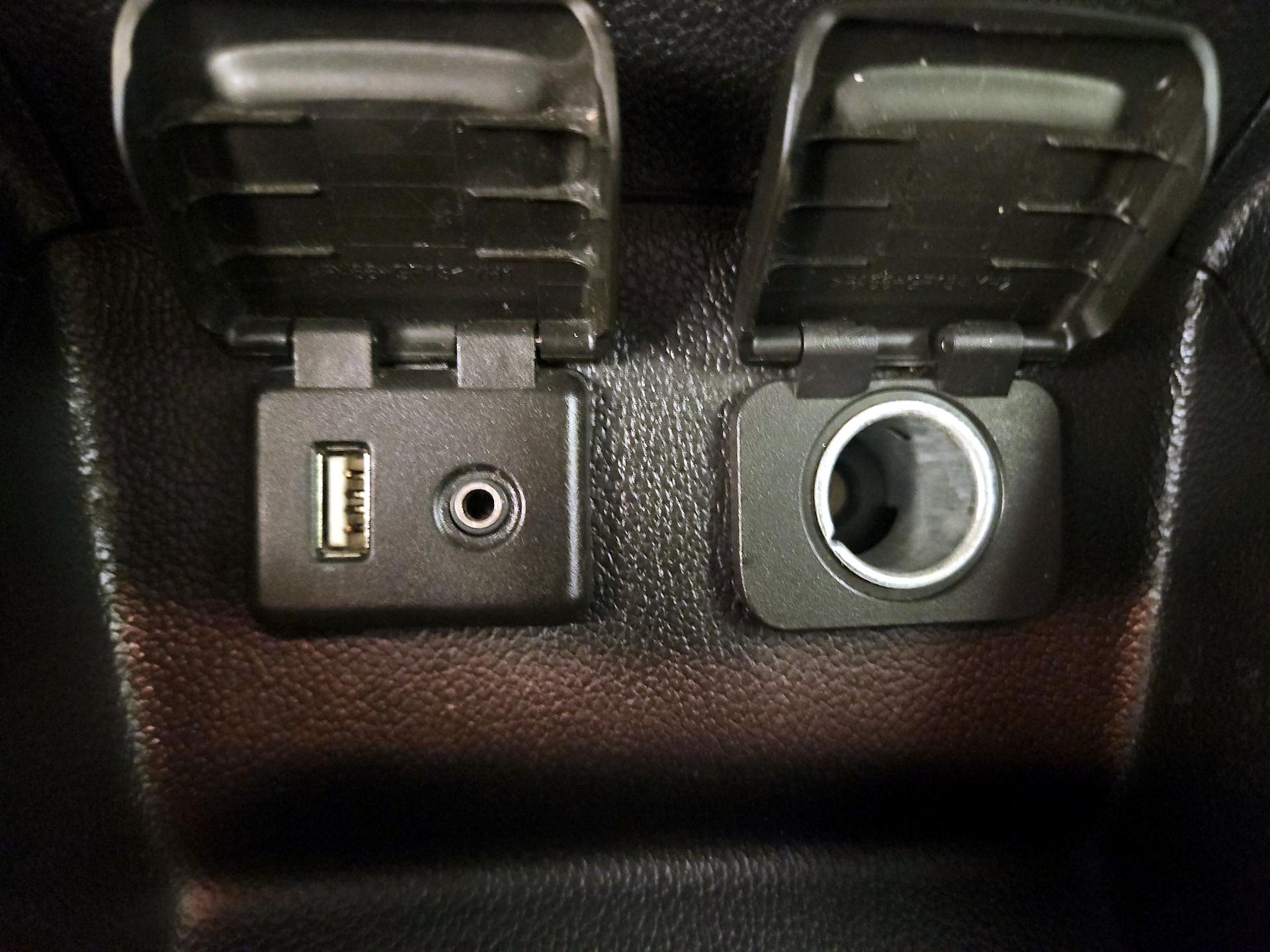 Thumbnail: 2017 Chevrolet Cruze - 18