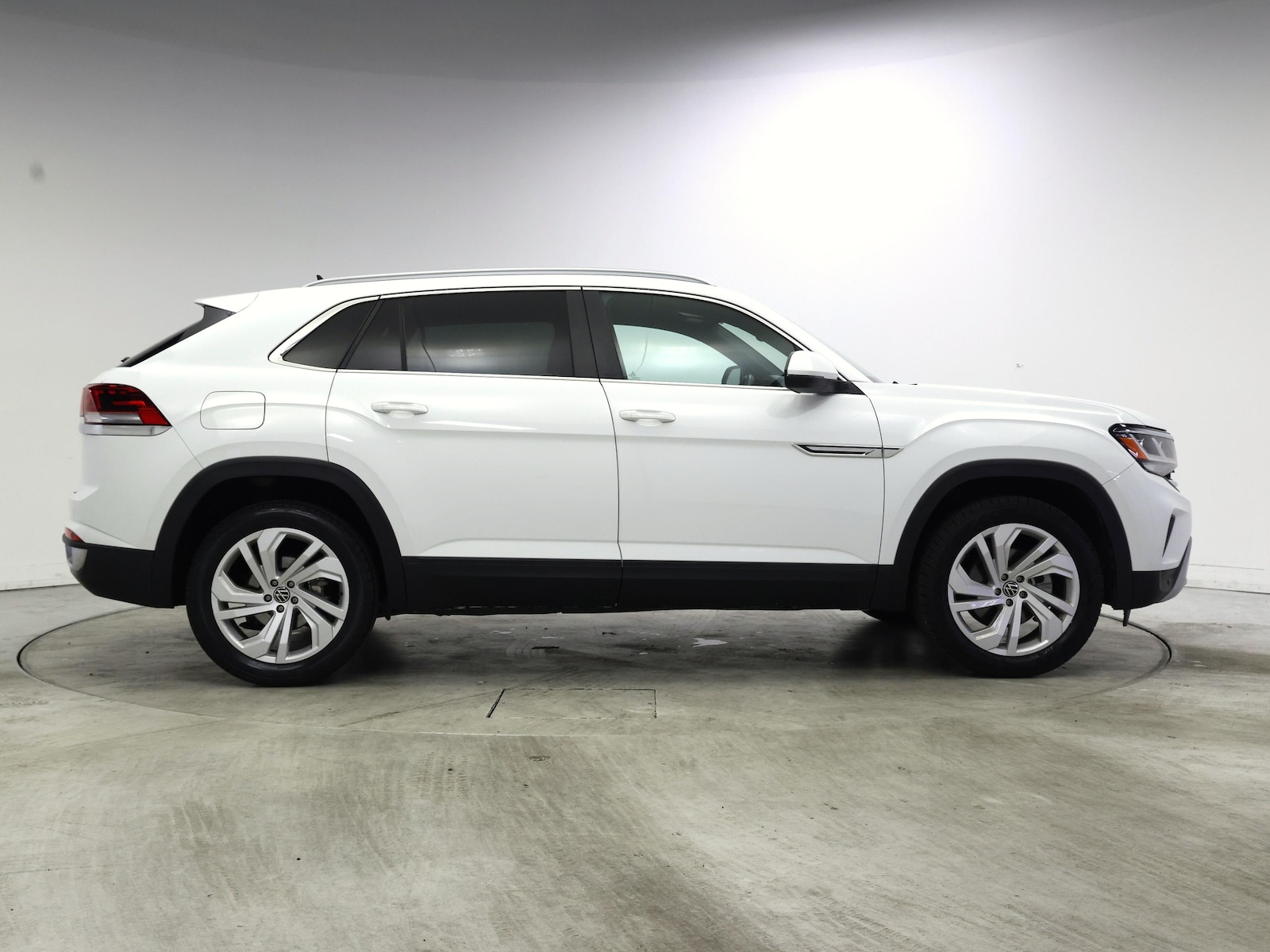 2021 Volkswagen Atlas Cross Sport SEL - Photo 8