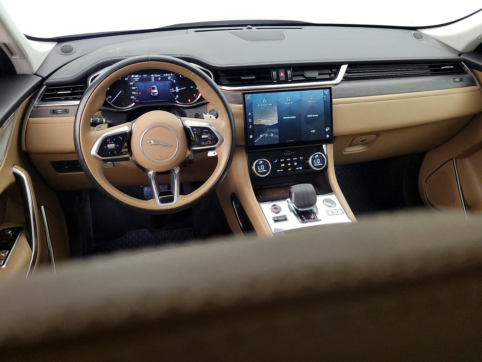 Thumbnail: 2022 Jaguar F-Pace - 9