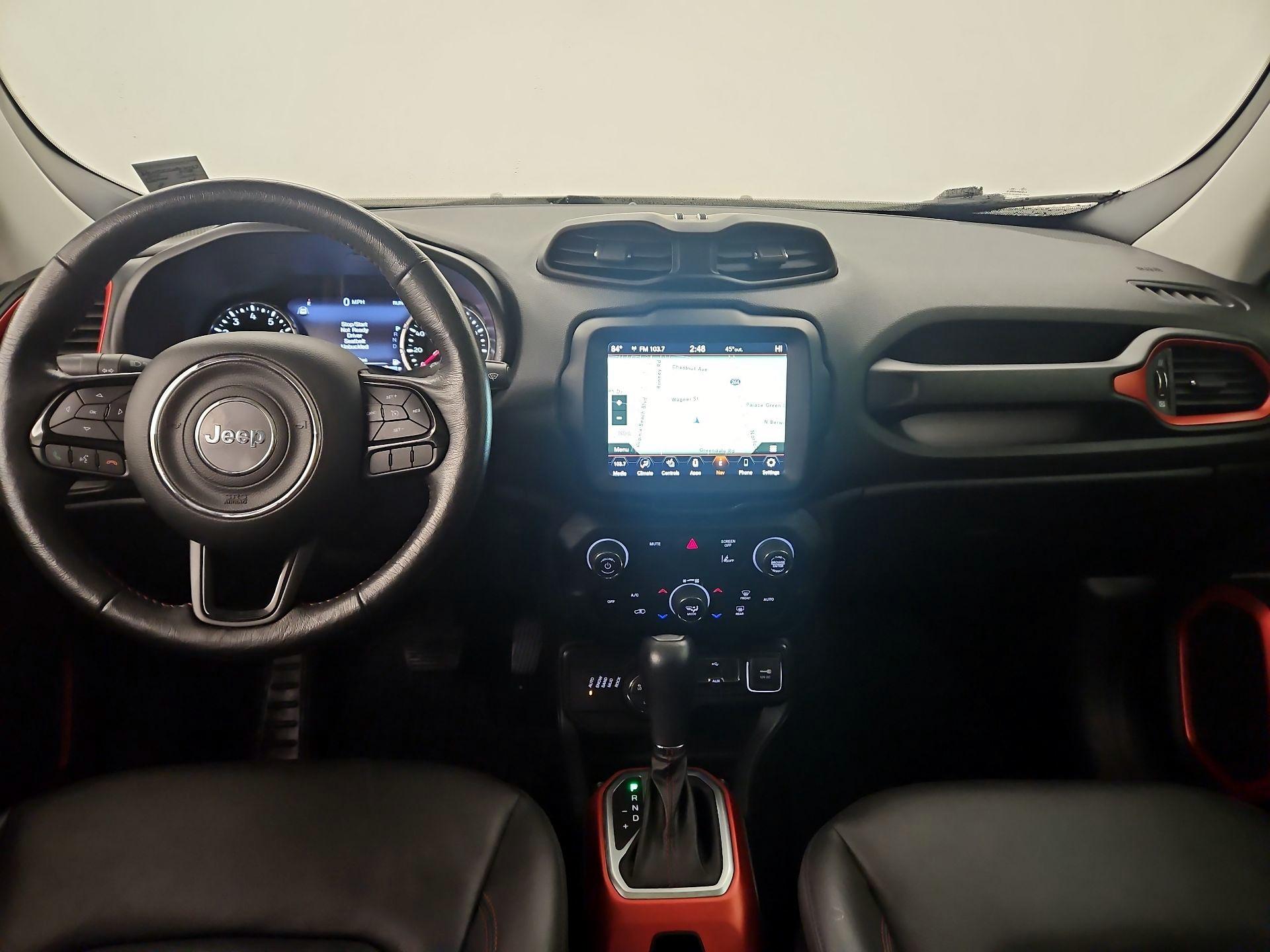 Thumbnail: 2022 Jeep Renegade - 9