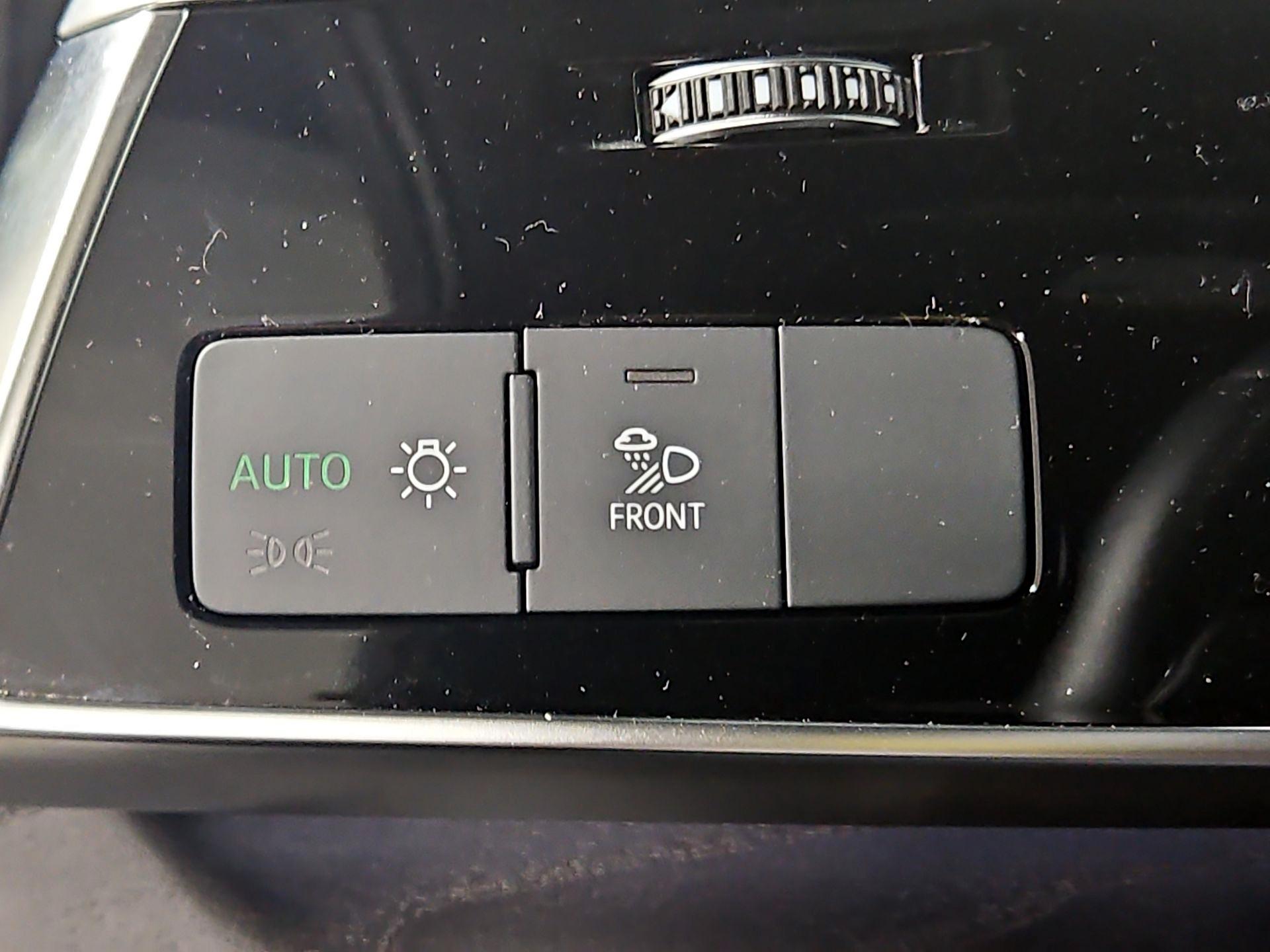 Thumbnail: 2023 Audi Q7 - 13