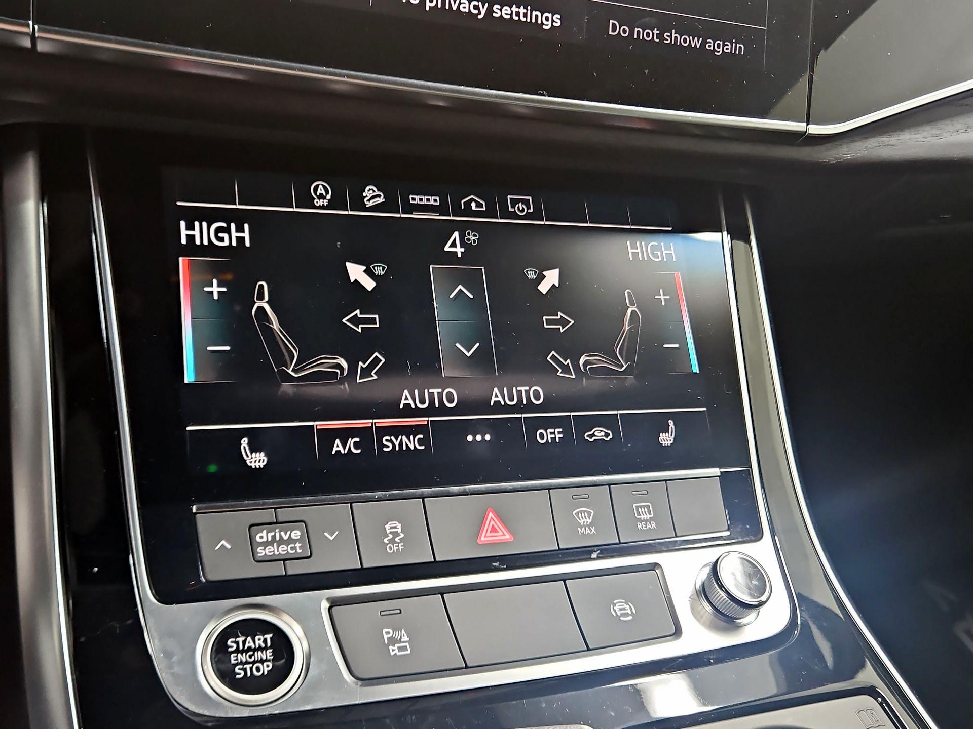 Thumbnail: 2023 Audi Q7 - 17