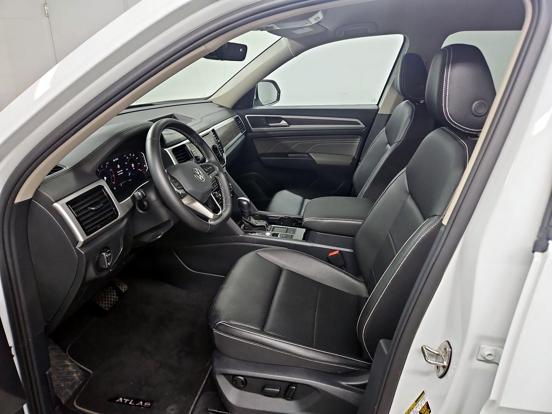 Thumbnail: 2023 Volkswagen Atlas - 11