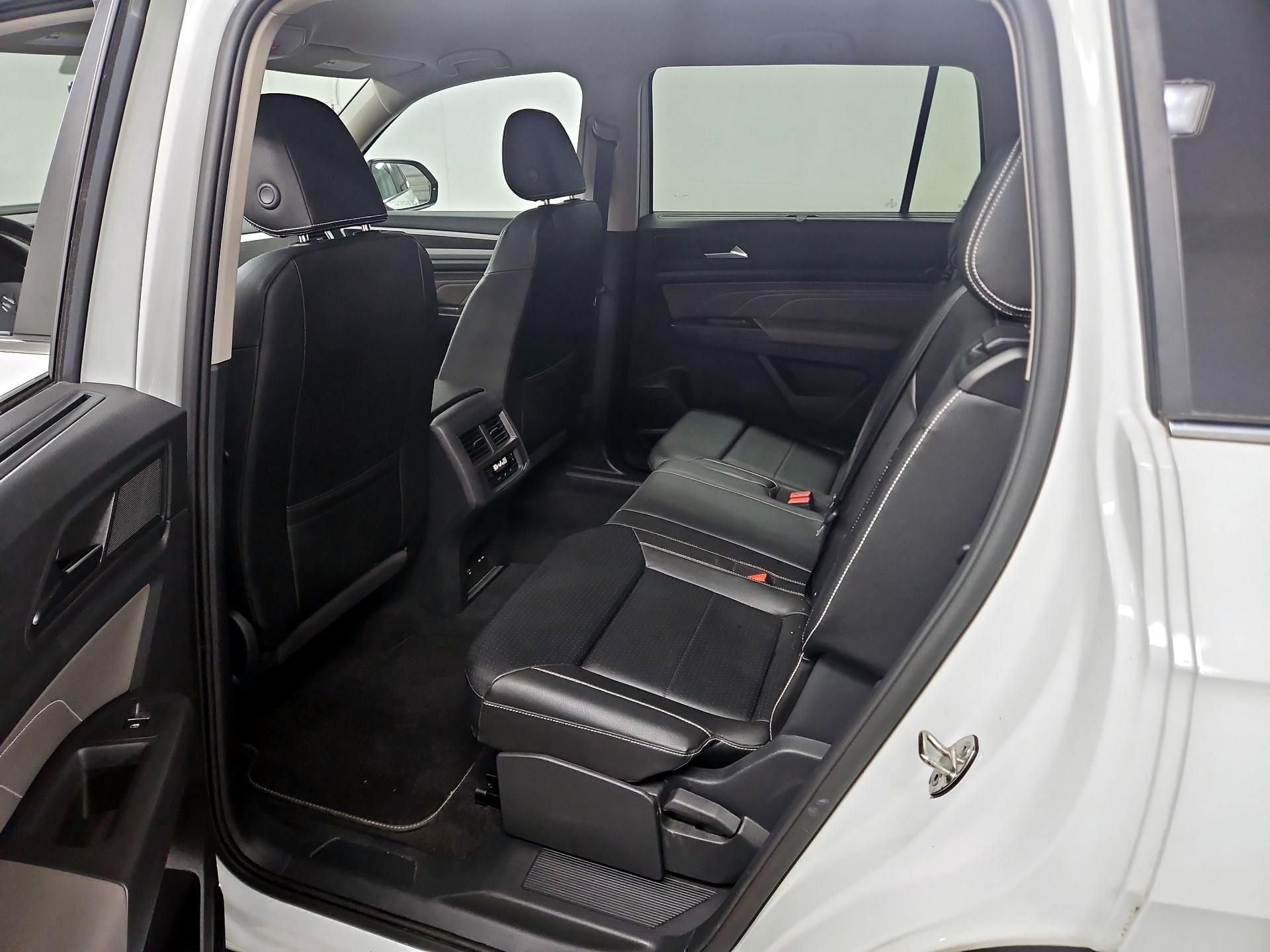 Thumbnail: 2023 Volkswagen Atlas - 19