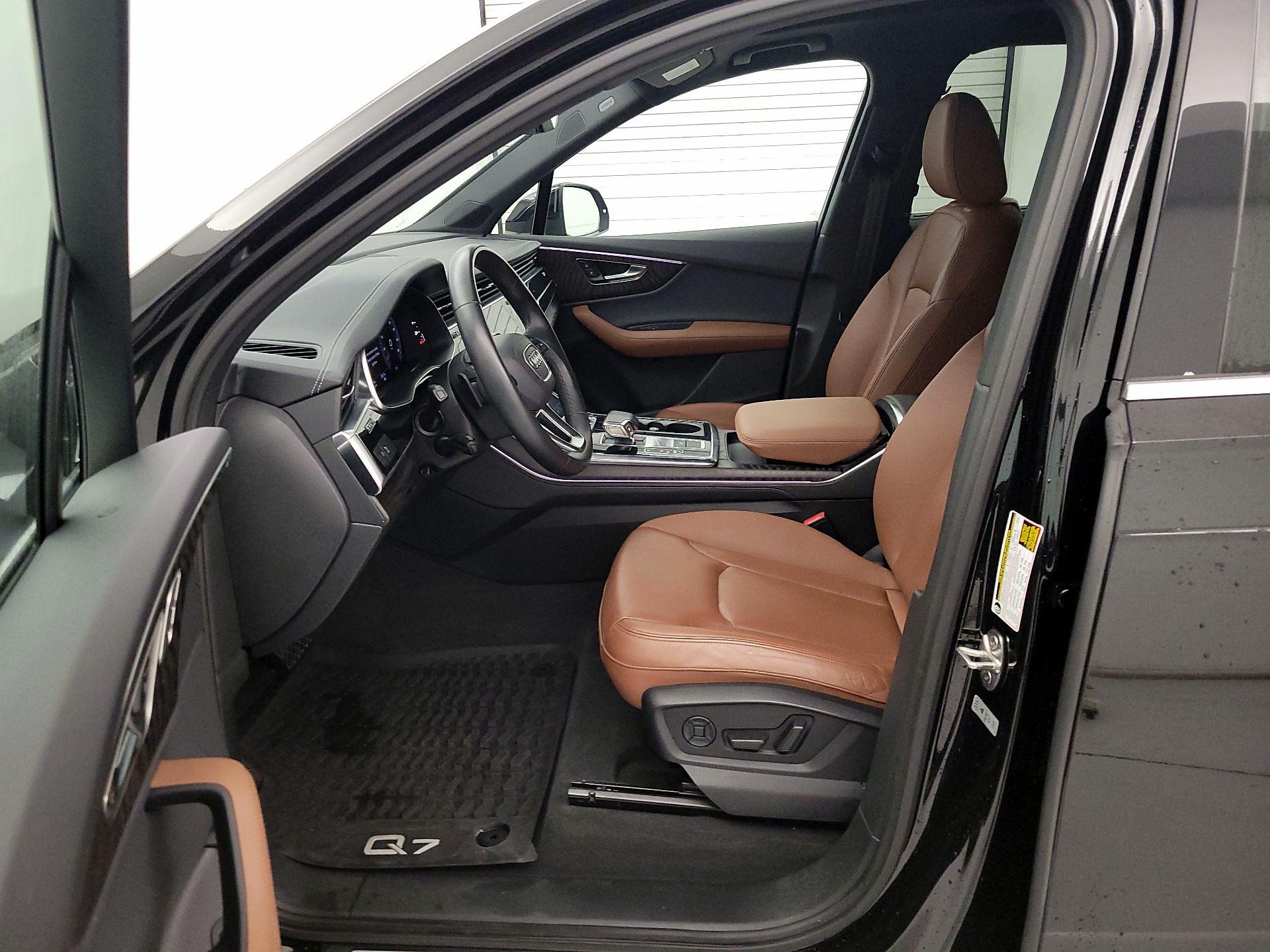 Thumbnail: 2023 Audi Q7 - 11