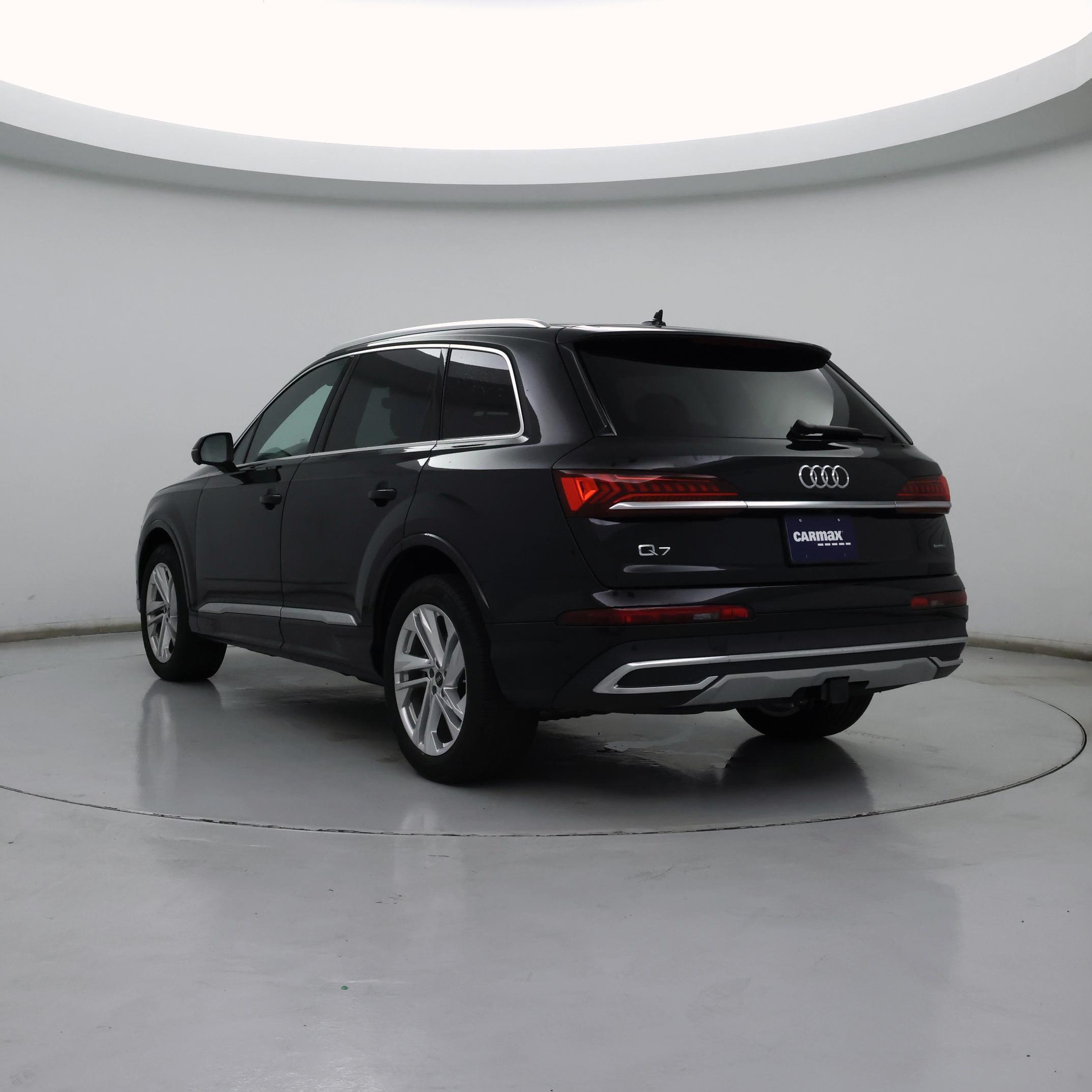 Thumbnail: 2023 Audi Q7 - 2