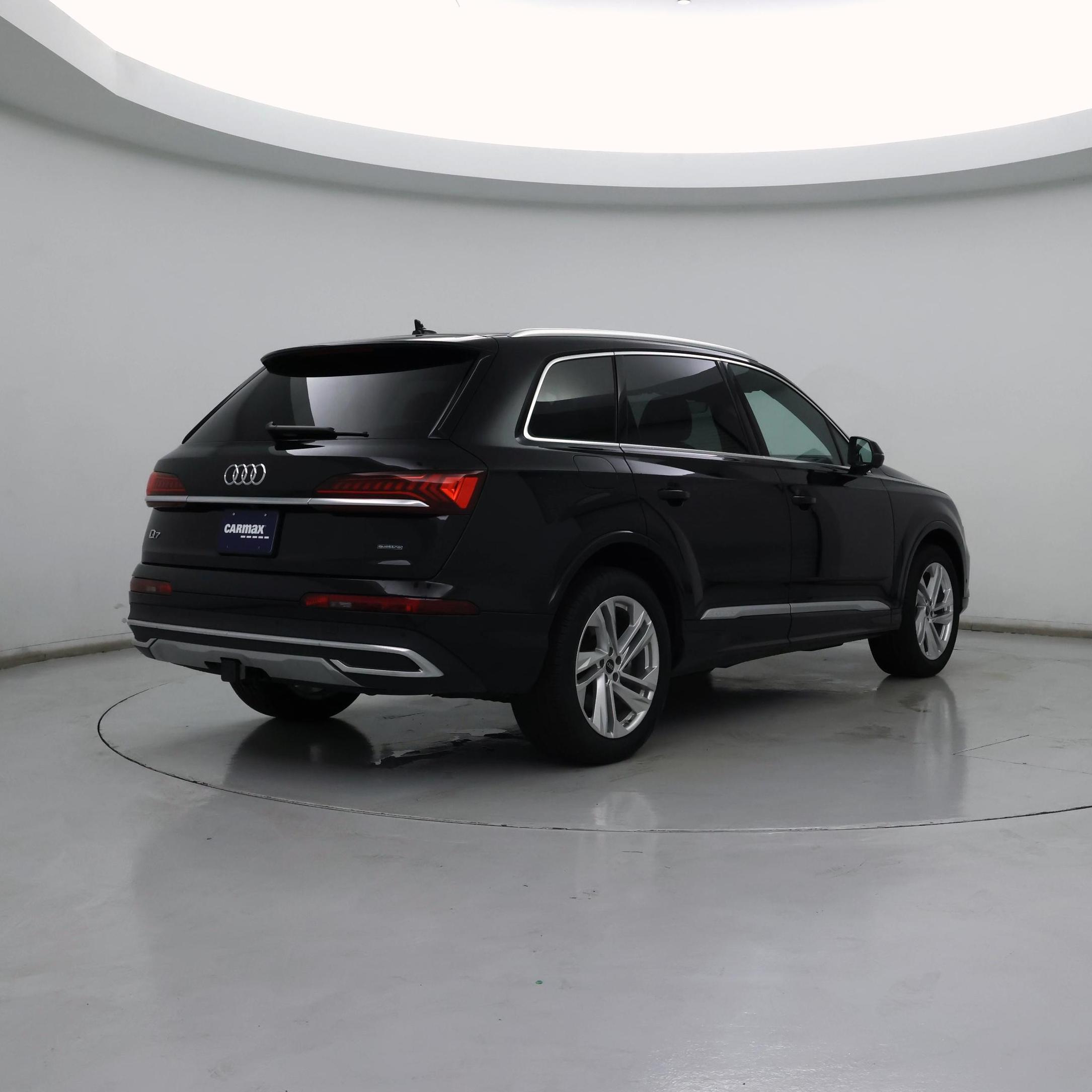 Thumbnail: 2023 Audi Q7 - 8