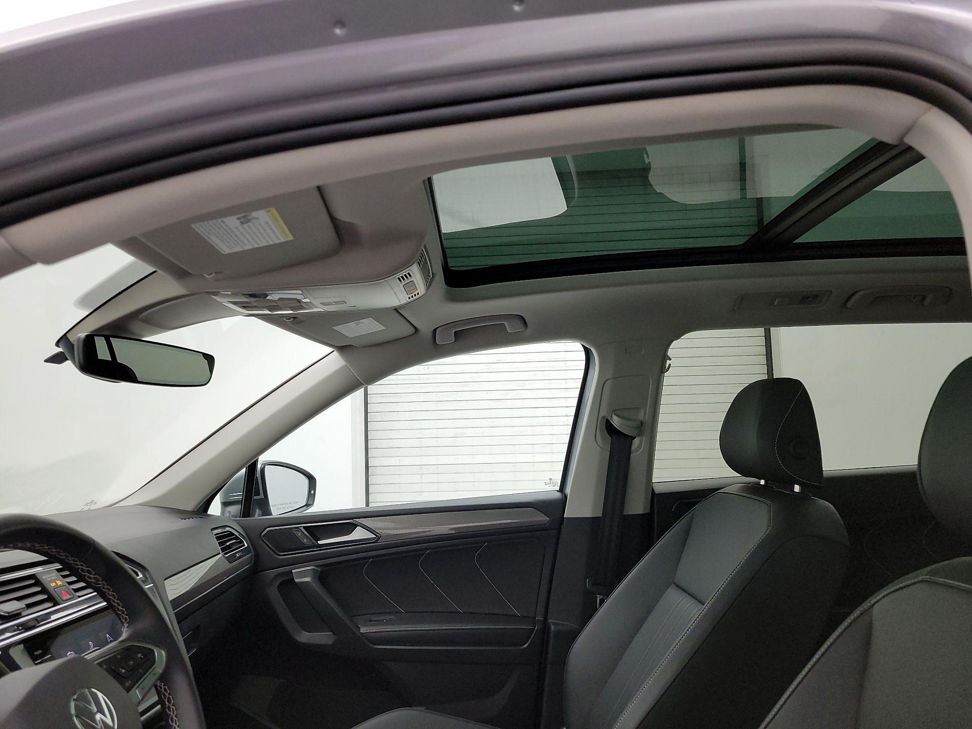 Thumbnail: 2023 Volkswagen Tiguan - 19