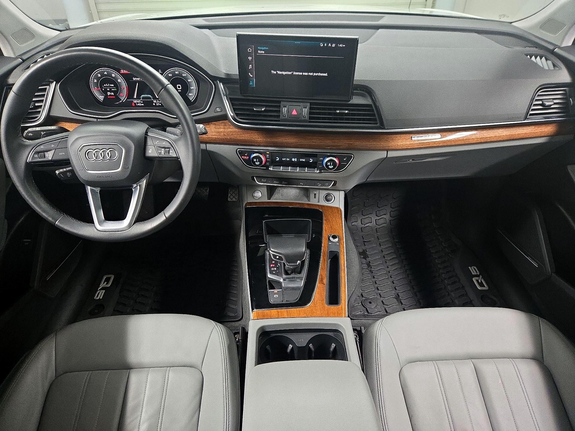 Thumbnail: 2023 Audi Q5 - 9