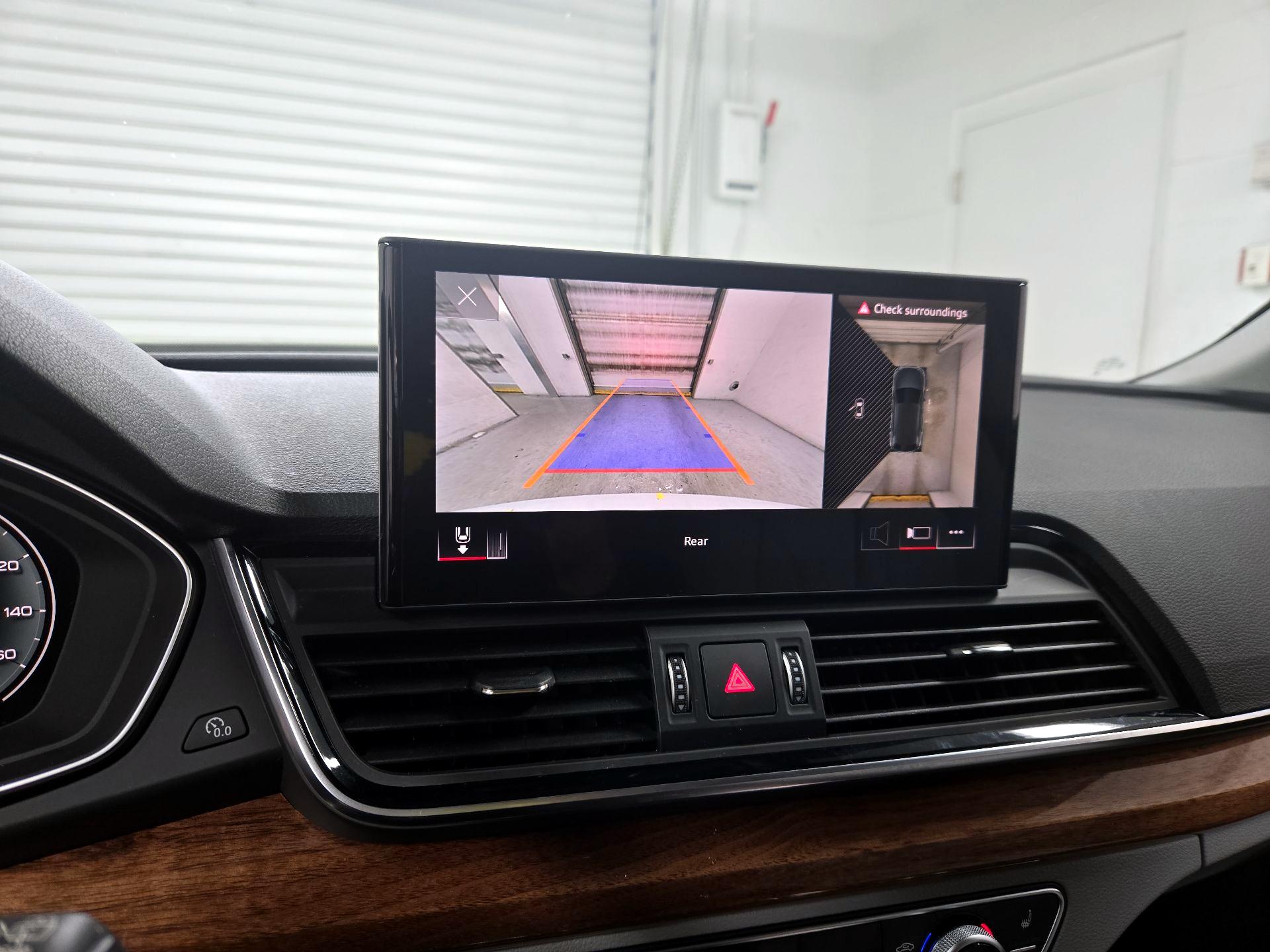 Thumbnail: 2023 Audi Q5 - 14