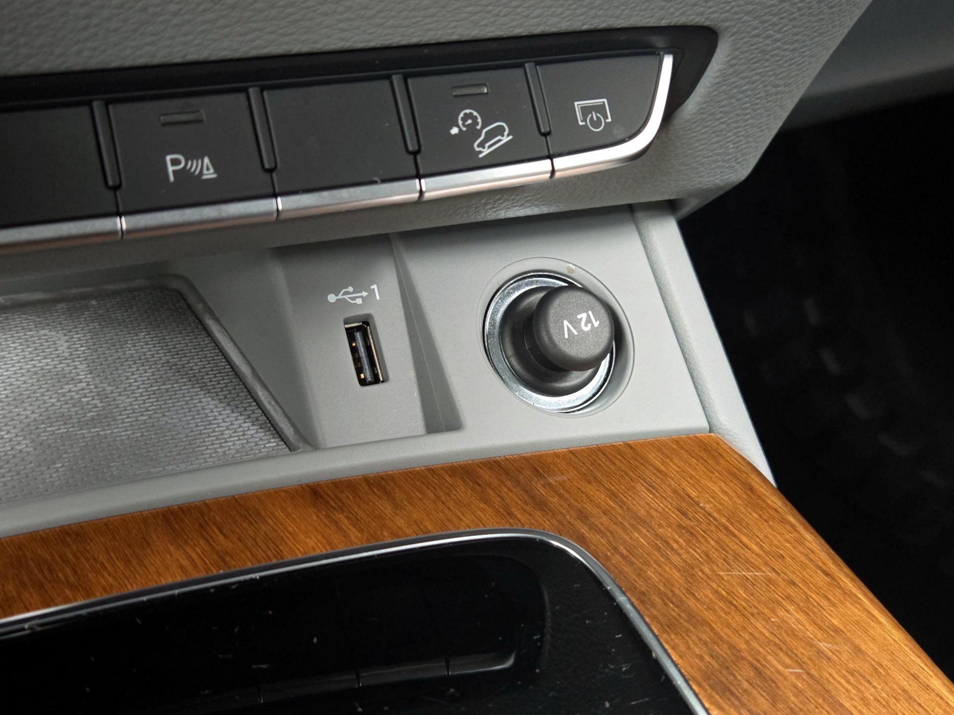 Thumbnail: 2023 Audi Q5 - 18