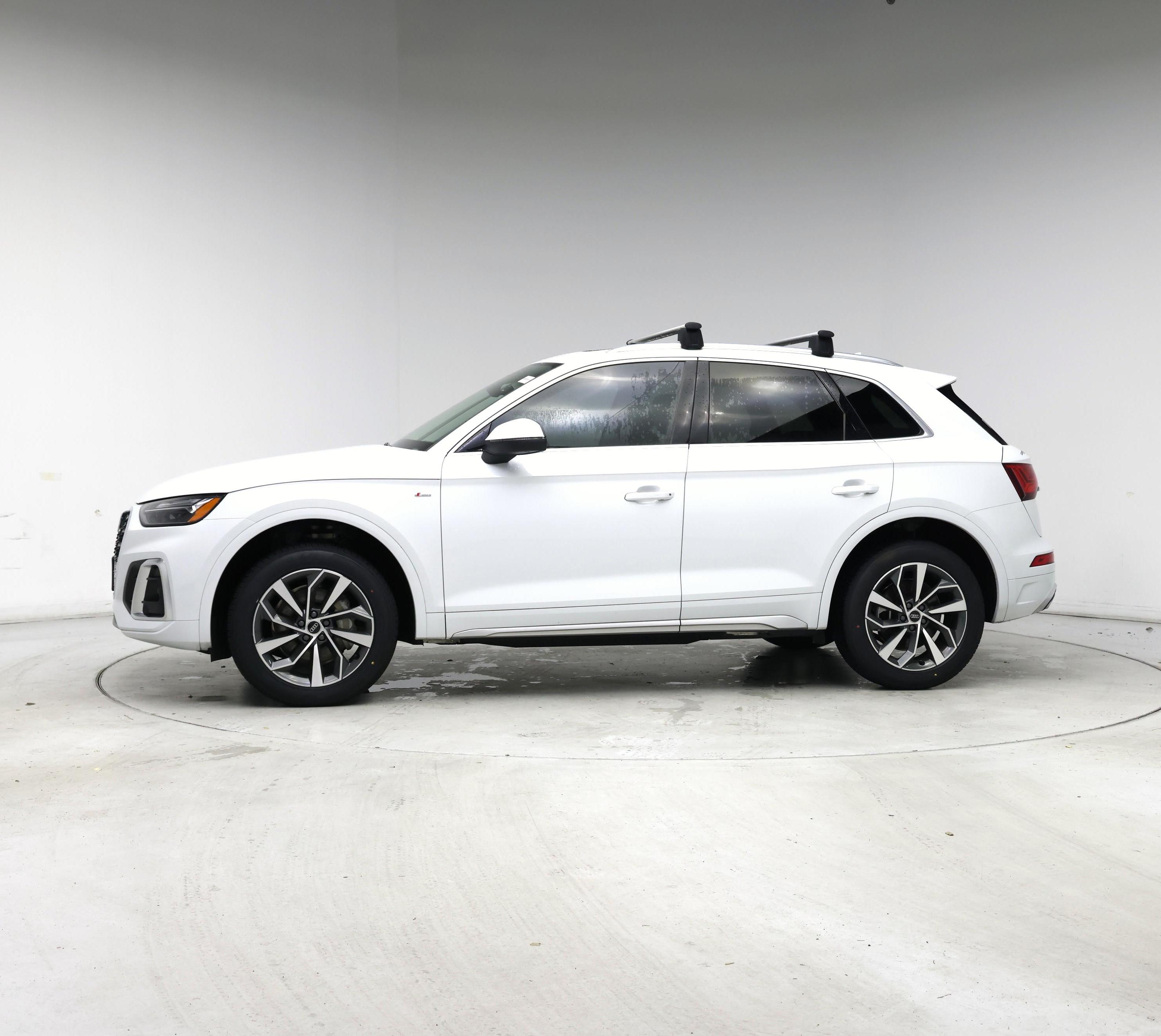 Thumbnail: 2023 Audi Q5 - 3