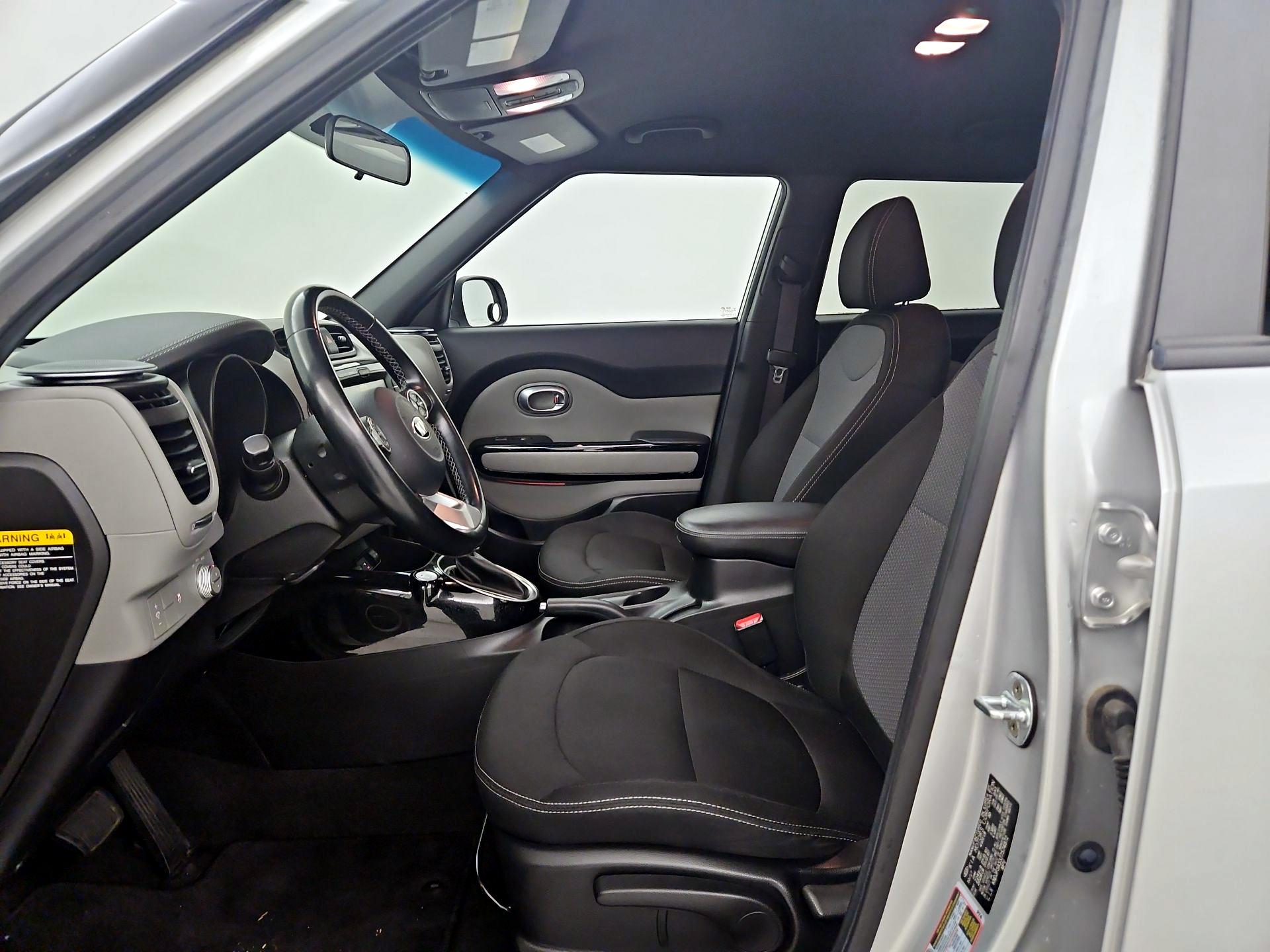 Thumbnail: 2018 Kia Soul - 11