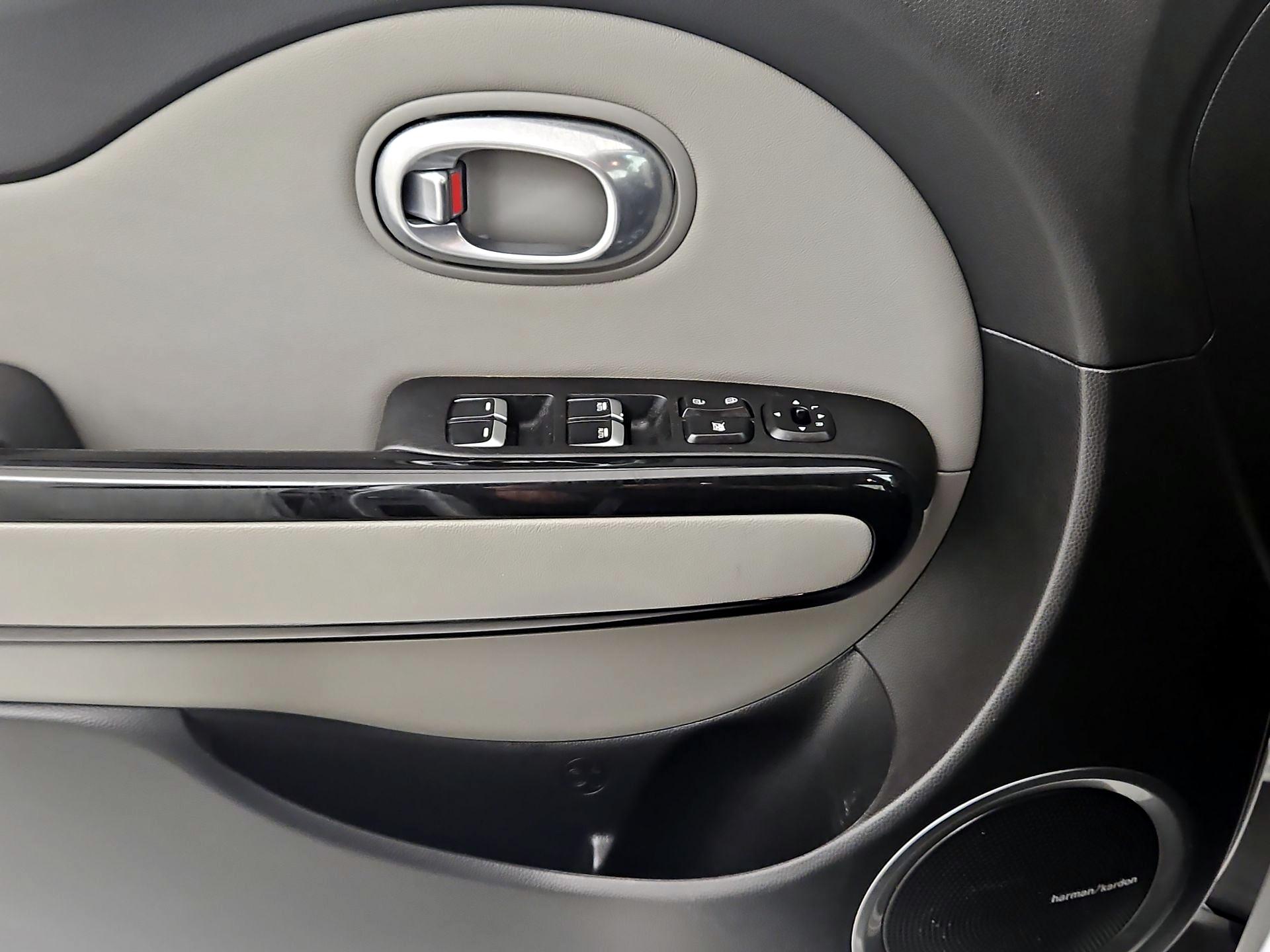 Thumbnail: 2018 Kia Soul - 12