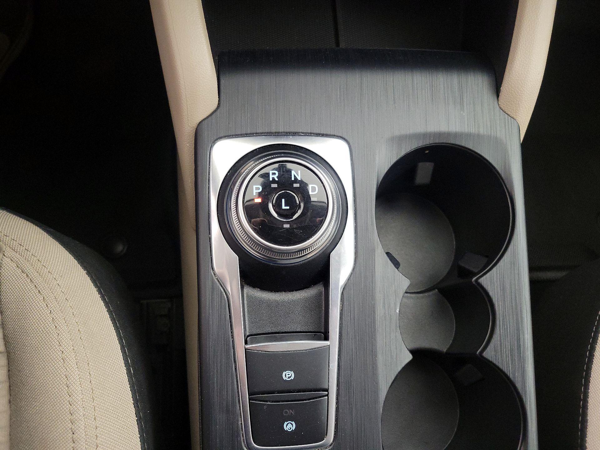 Thumbnail: 2022 Ford Escape - 17