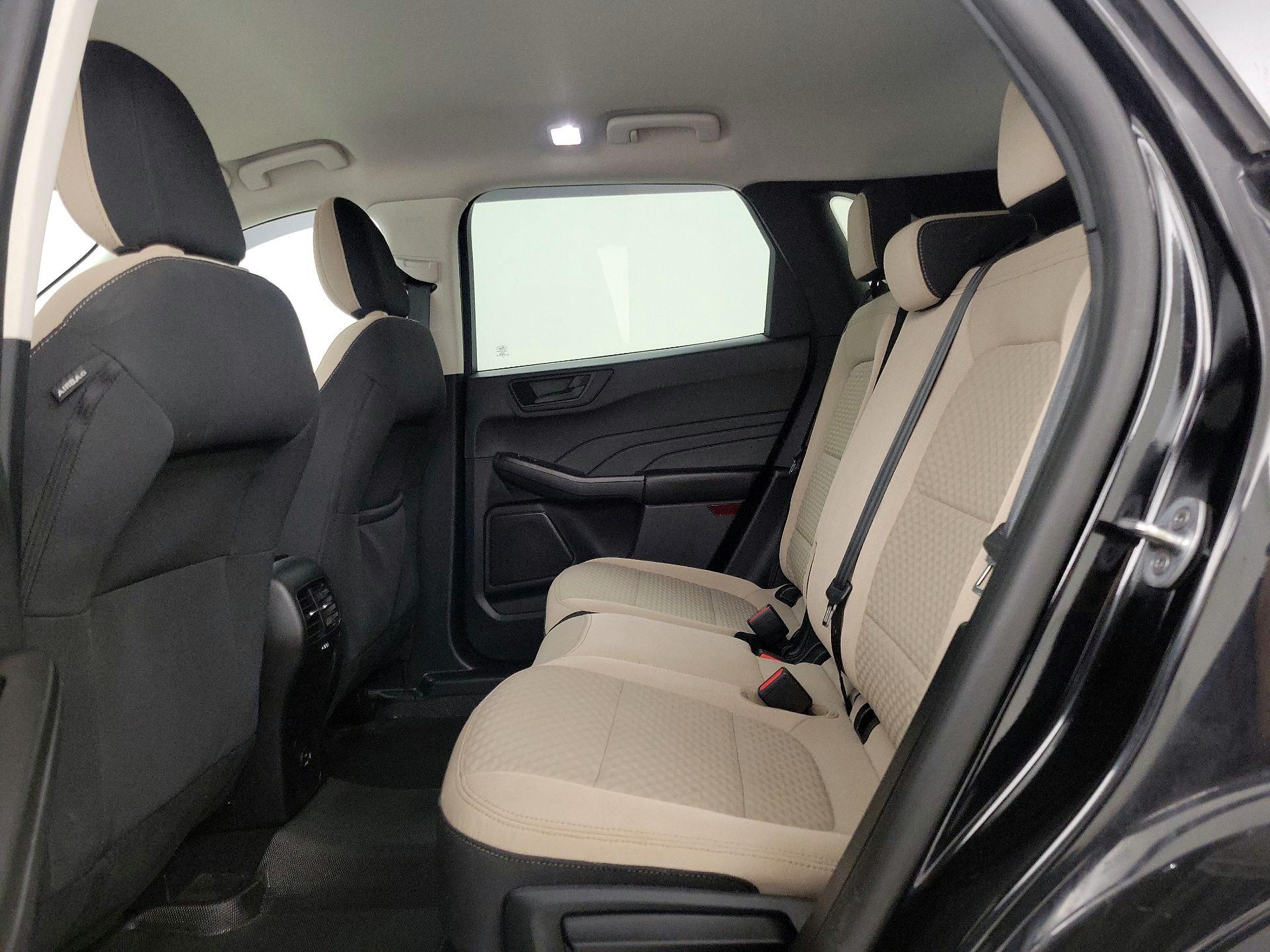 Thumbnail: 2022 Ford Escape - 19