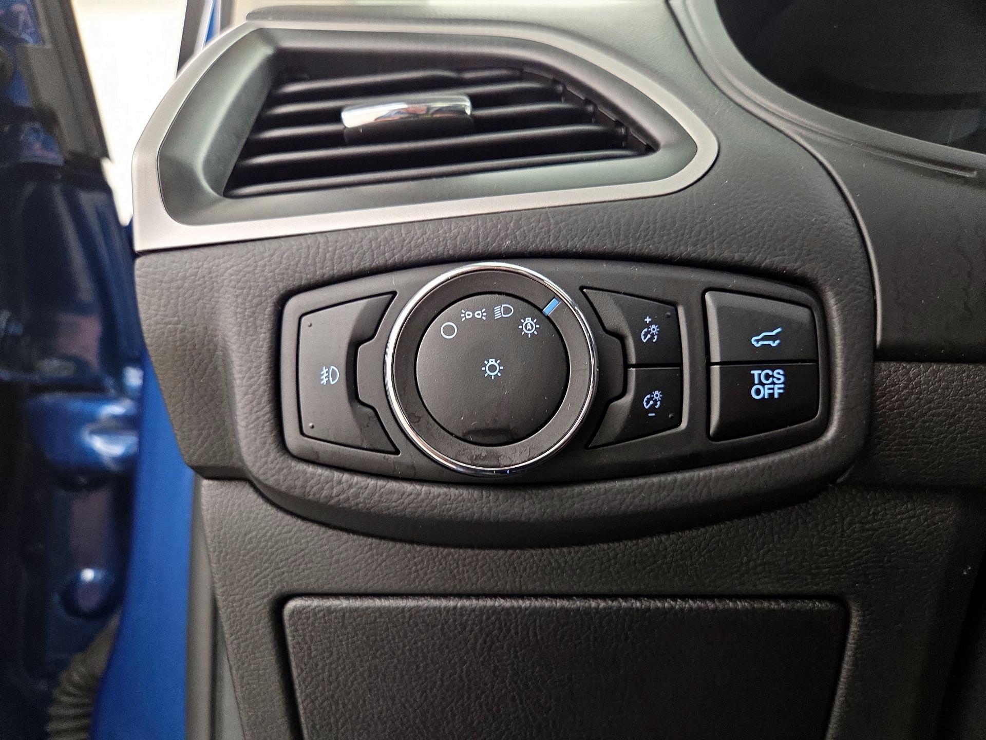 Thumbnail: 2023 Ford Edge - 13