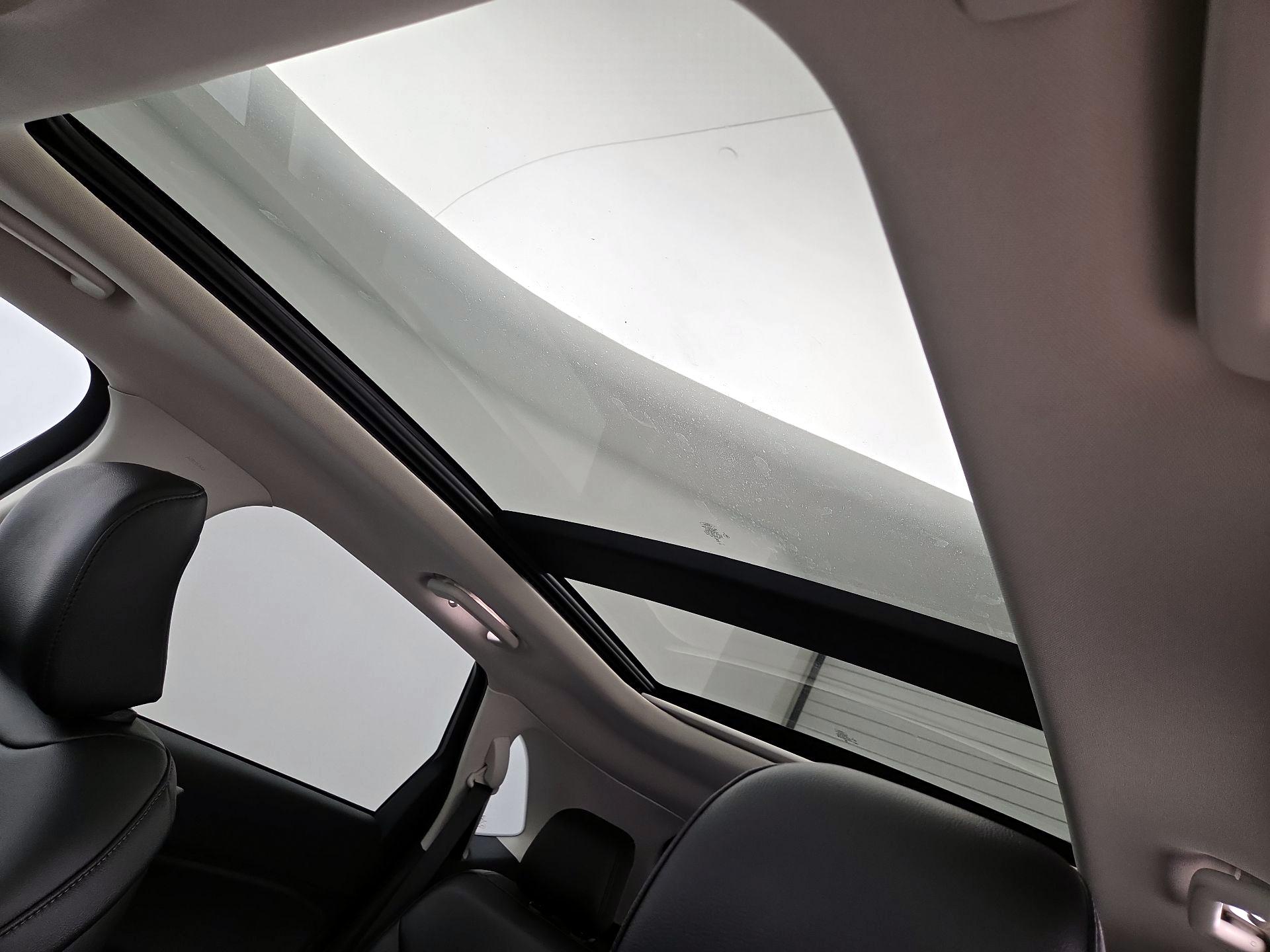 Thumbnail: 2023 Ford Edge - 19