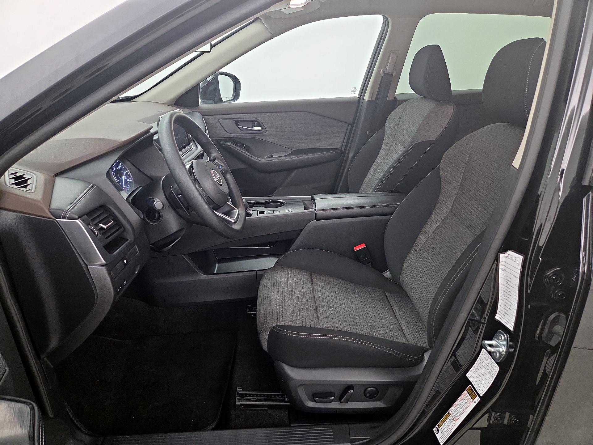 Thumbnail: 2023 Nissan Rogue - 11