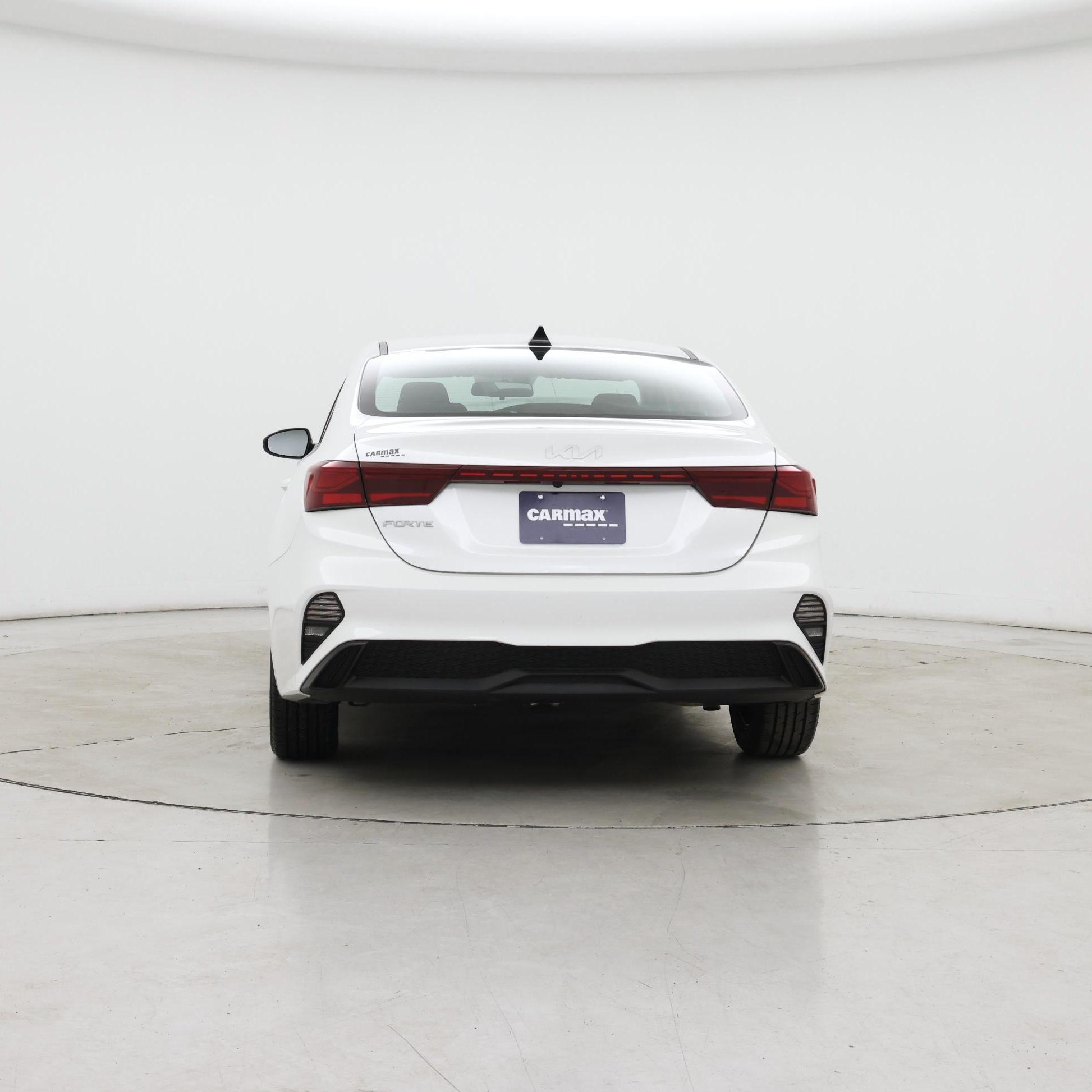 Thumbnail: 2024 Kia Forte - 6