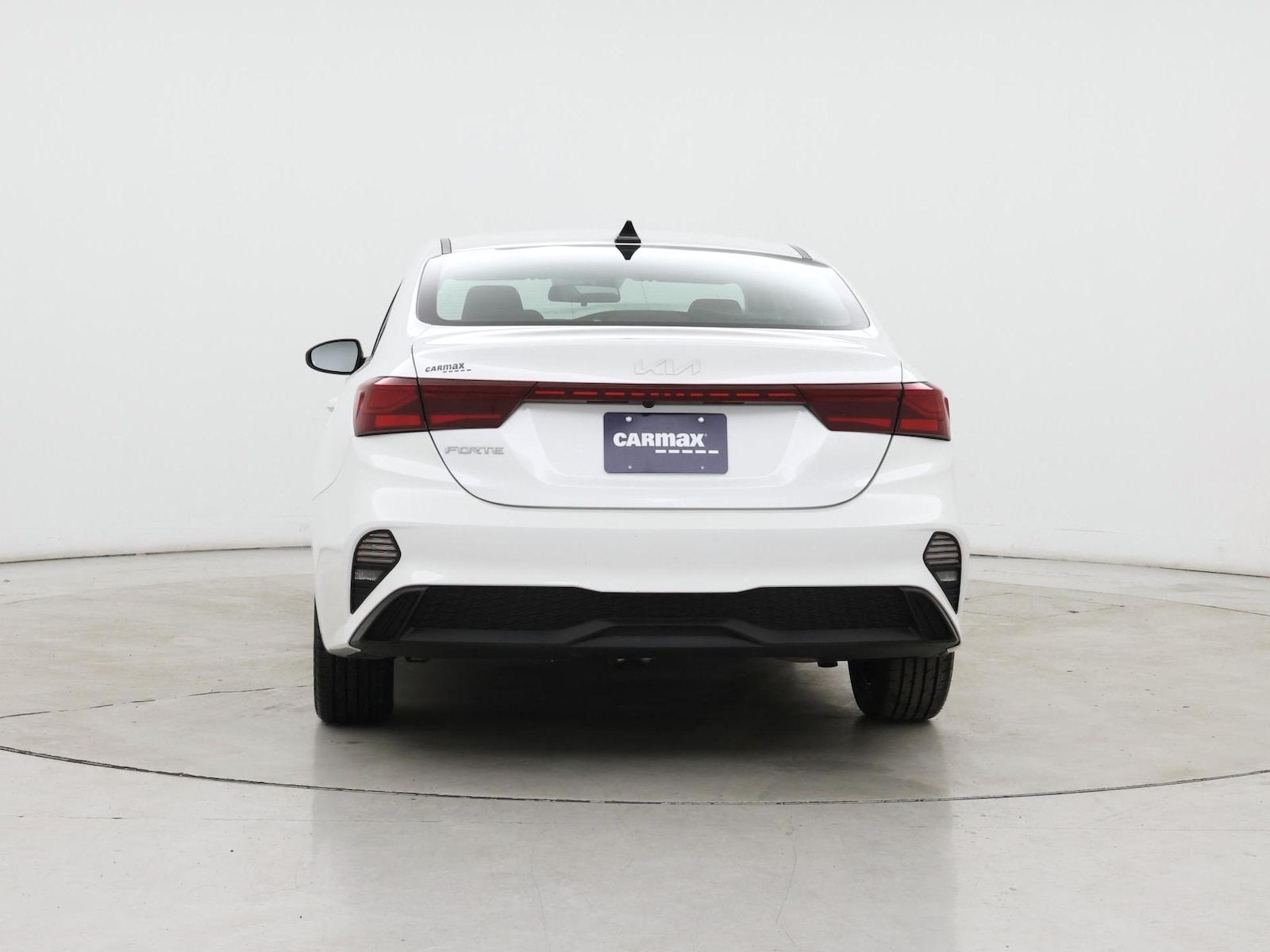 2024 Kia Forte LXS - Photo 7