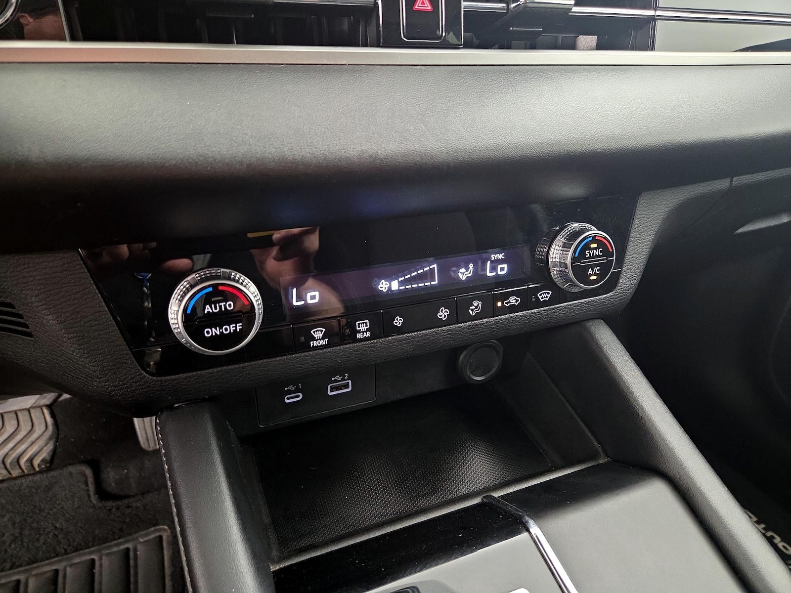 2022 Mitsubishi Outlander ES - Photo 17