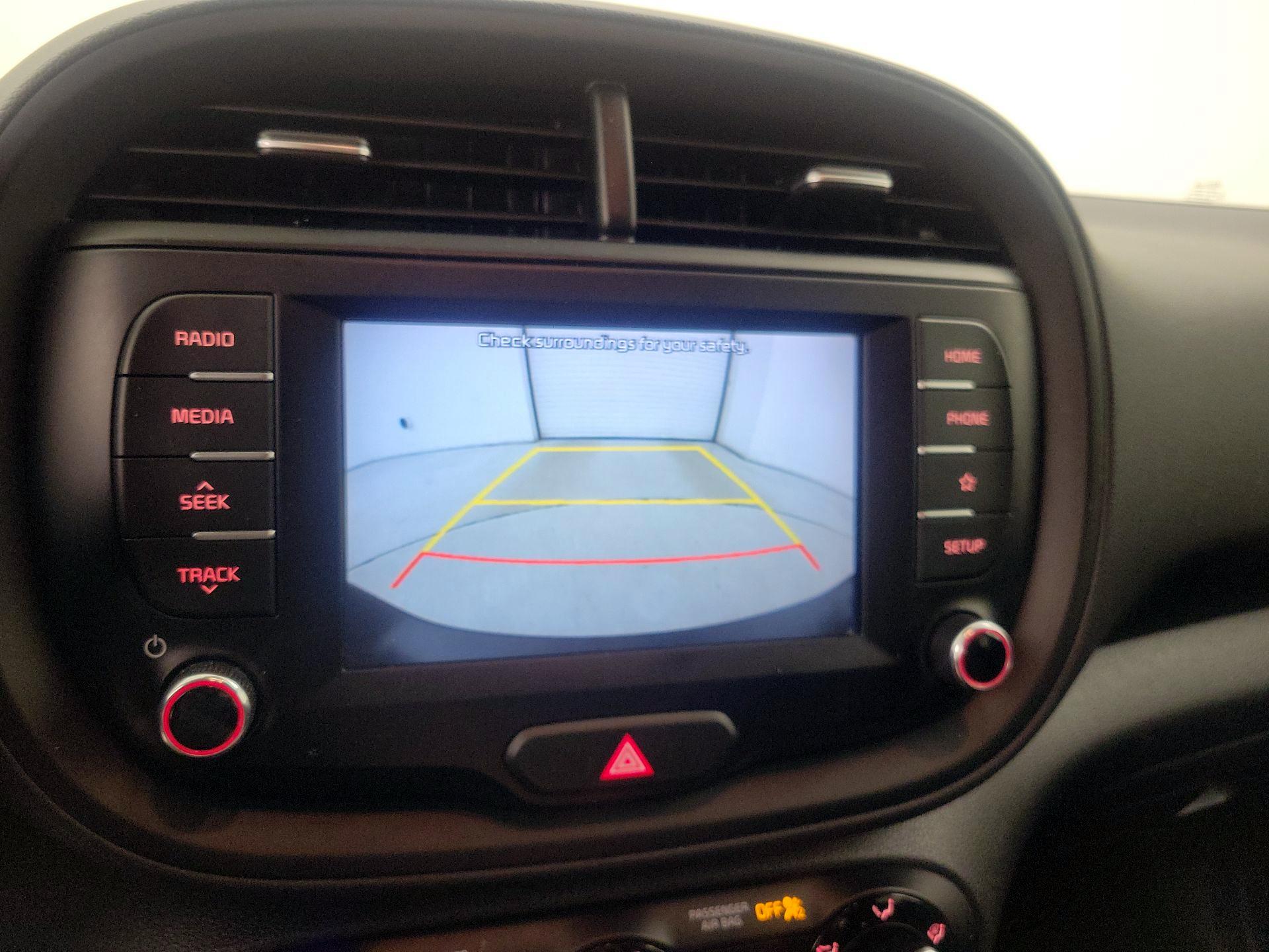 Thumbnail: 2020 Kia Soul - 14