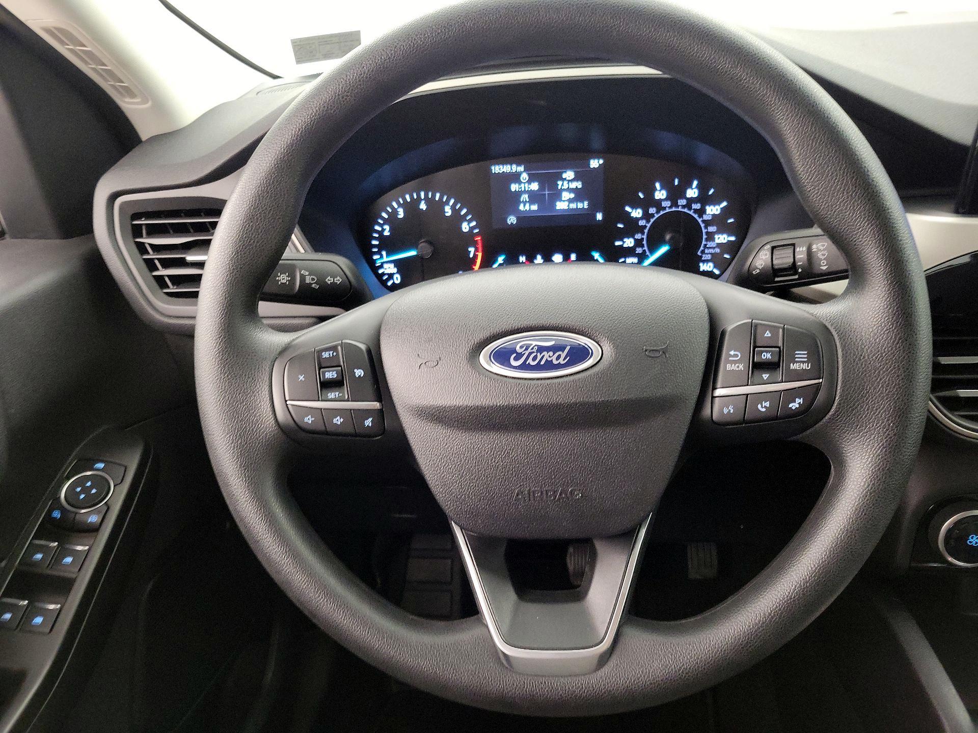 Thumbnail: 2021 Ford Escape - 10