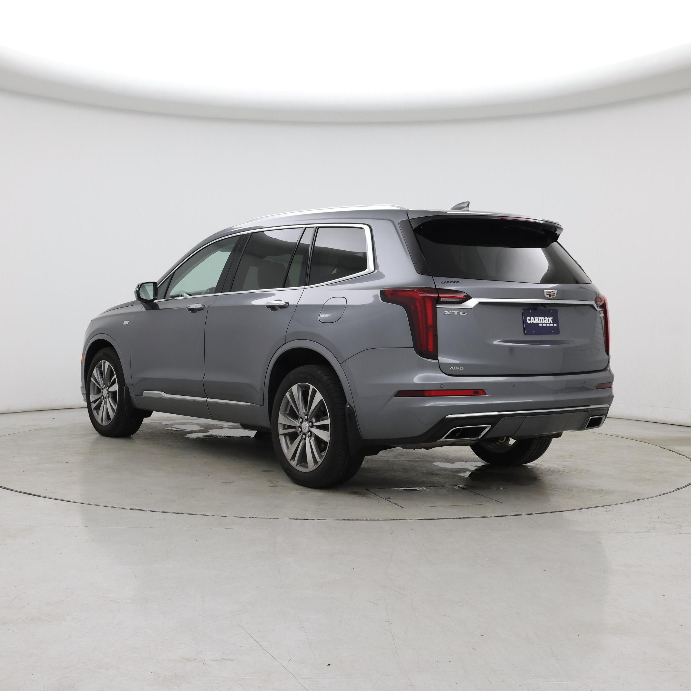 Thumbnail: 2022 Cadillac XT6 - 2