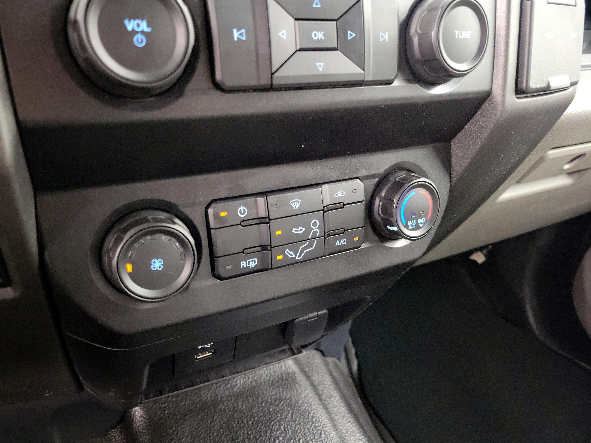 Thumbnail: 2022 Ford F-350 - 16