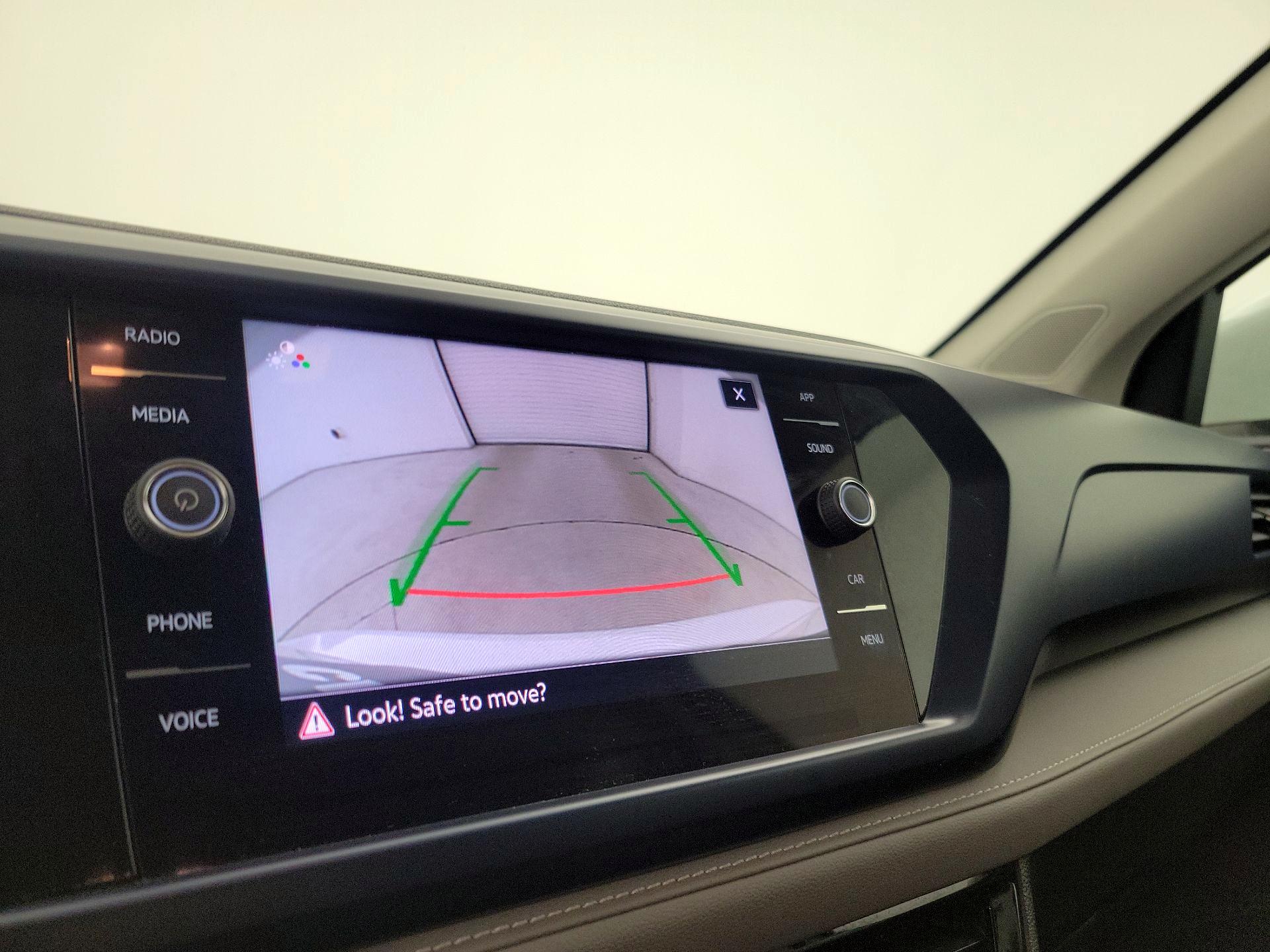 Thumbnail: 2024 Volkswagen Taos - 14